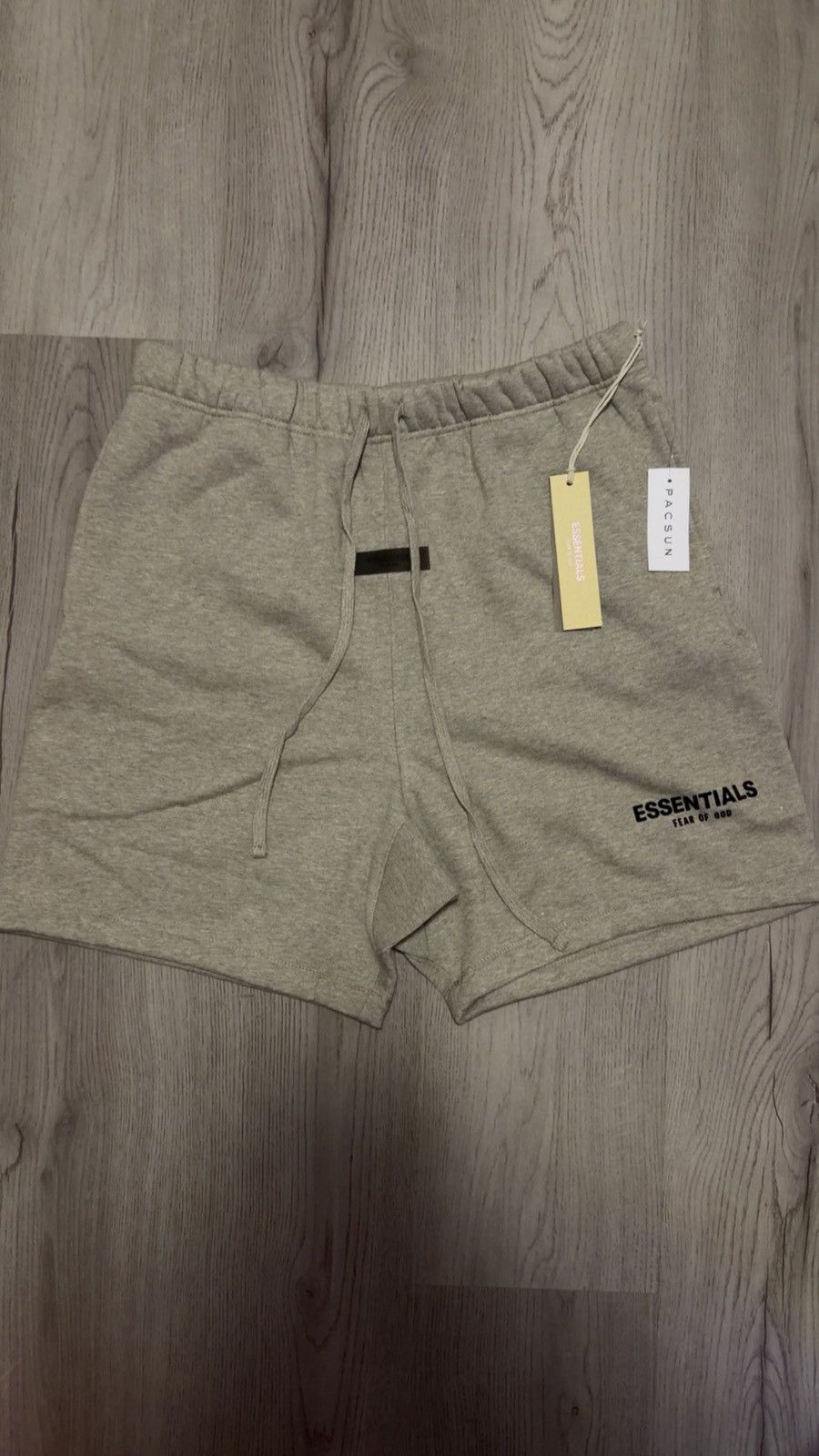 Other oatmeal essential shorts Size US 34 / EU 50 - 1 Thumbnail