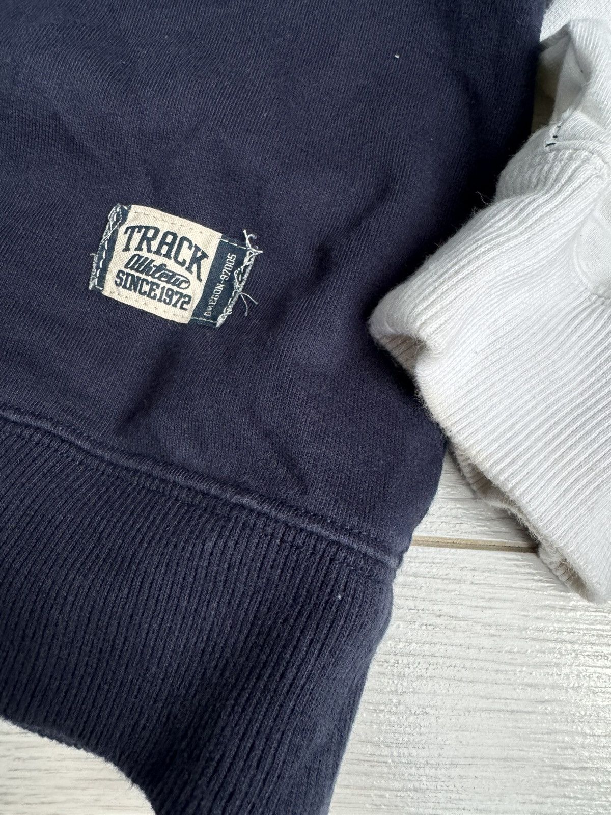 Nike × Vintage Vintage Nike Track Logo Oversized Sweatshirt Size US L / EU 52-54 / 3 - 3 Thumbnail