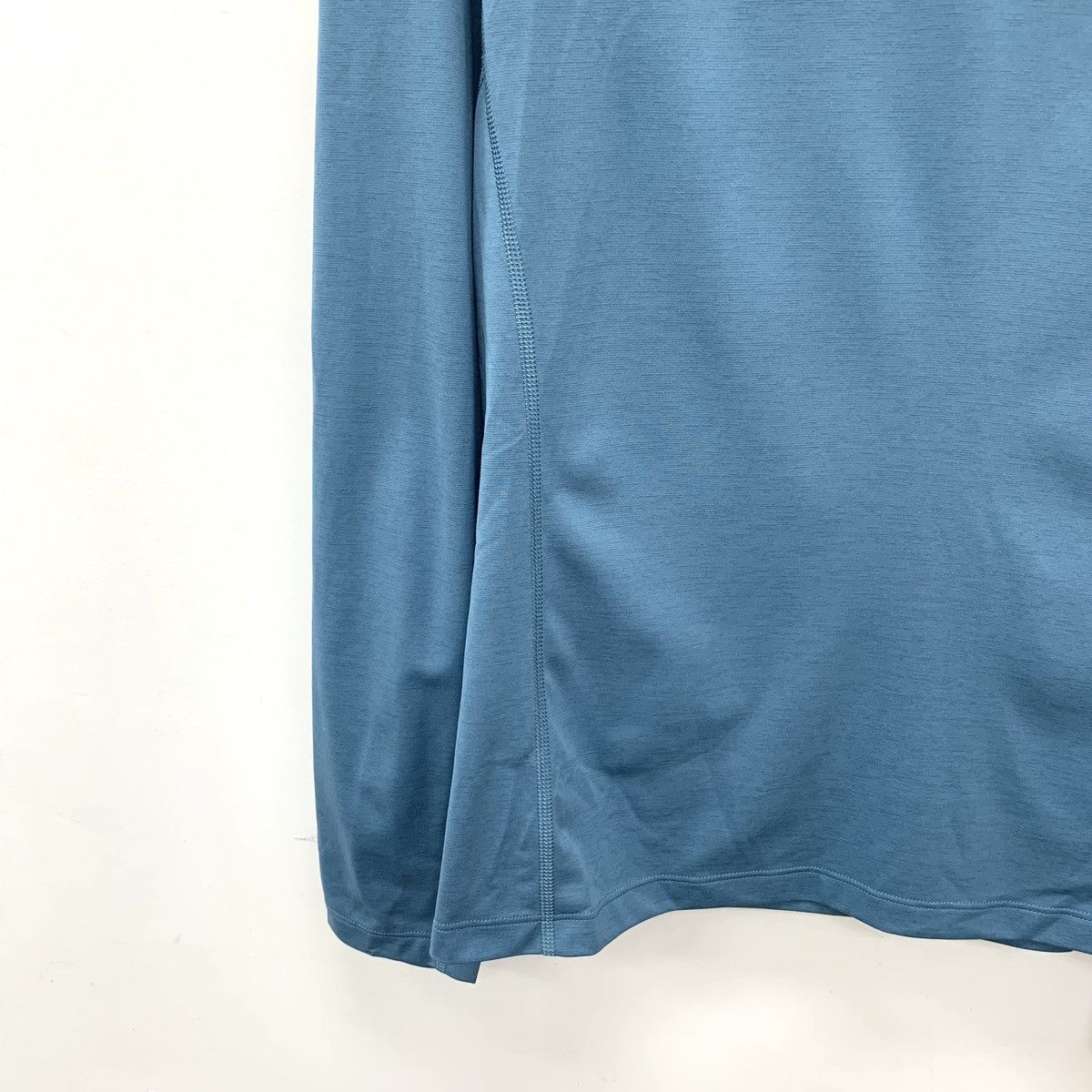 Arc'teryx ARC'TERYX Motus Crew LS Blue Long Sleeve Base Layer K26WX Size US S / EU 44-46 / 1 - 4 Thumbnail