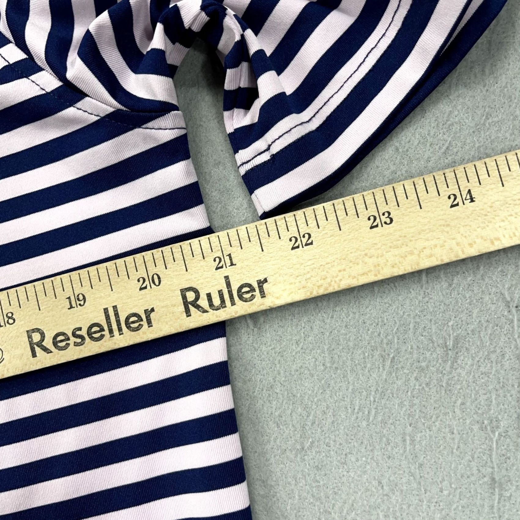 Vintage Greyson Polo Shirt Mens M Pink Striped Golf Logo Short Sleeve Button Collar Casual Activewear 90s Skull Theme Size US M / EU 48-50 / 2 - 7 Thumbnail