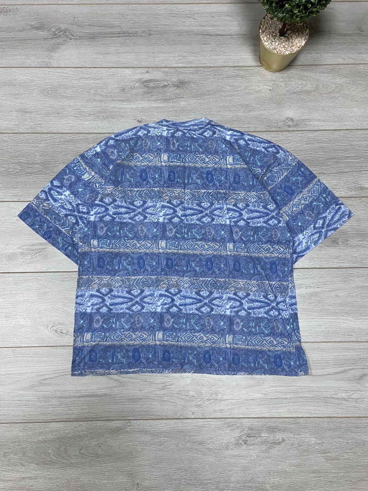 Quicksilver Quiksilver vintage surf over print logo big graphic t-shirt Size US XL / EU 56 / 4 - 6 Thumbnail