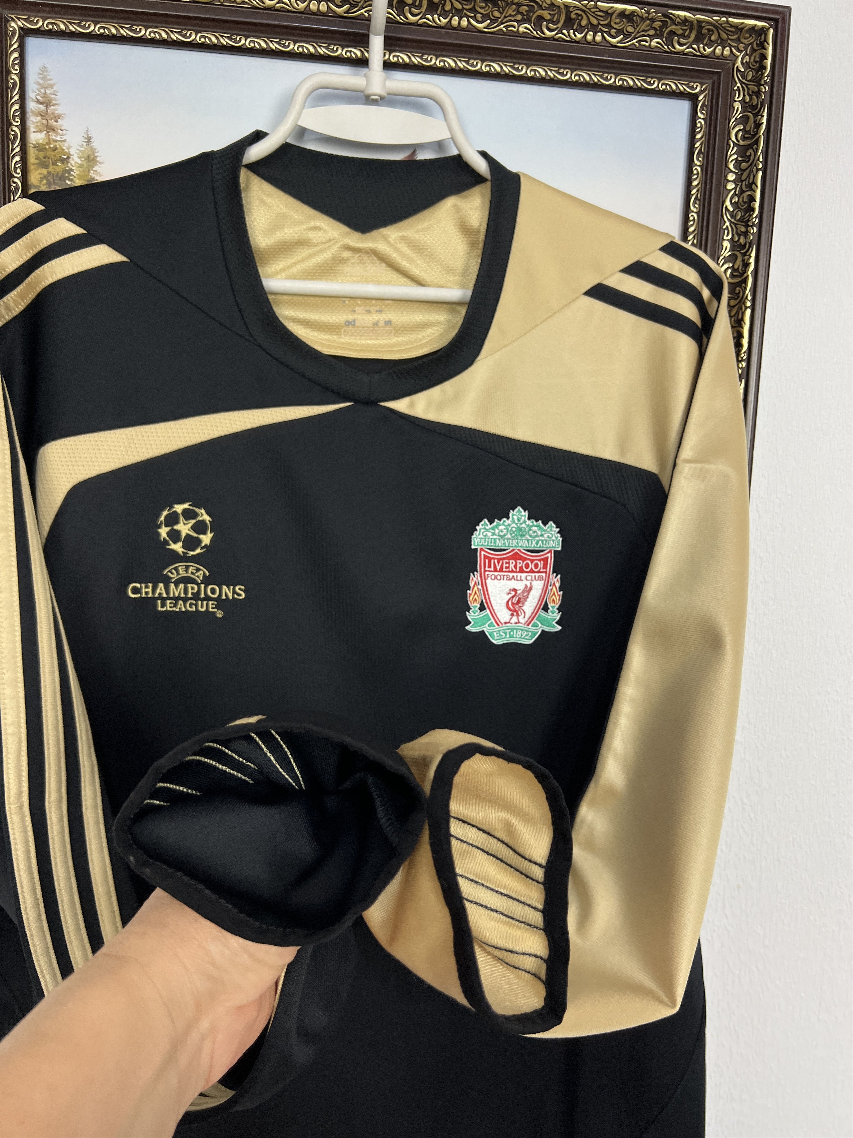Adidas Vintage Adidas Liverpool Football Train Sweatshirt Track Top Size US M / EU 48-50 / 2 - 4 Thumbnail