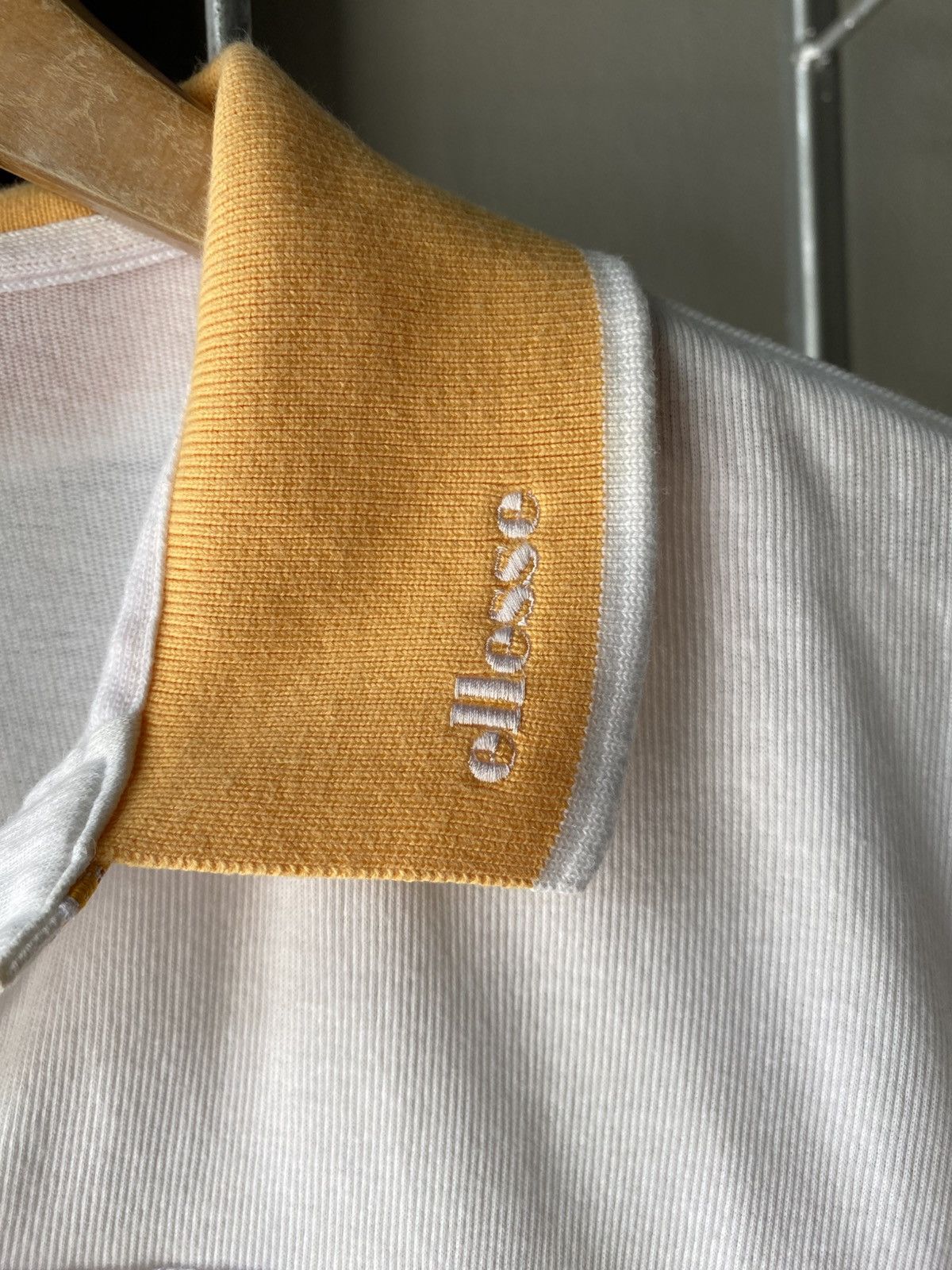 Ellesse Ellesse Orange-Collar Polo Tee with Chest Pattern Size M / US 6-8 / IT 42-44 - 5 Thumbnail