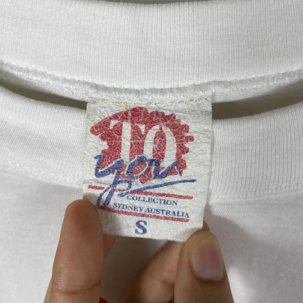 Vintage Vintage 90's AUSTRALIA BEAUTY Art Graphic Tee Shirt Size US S / EU 44-46 / 1 - 5 Thumbnail