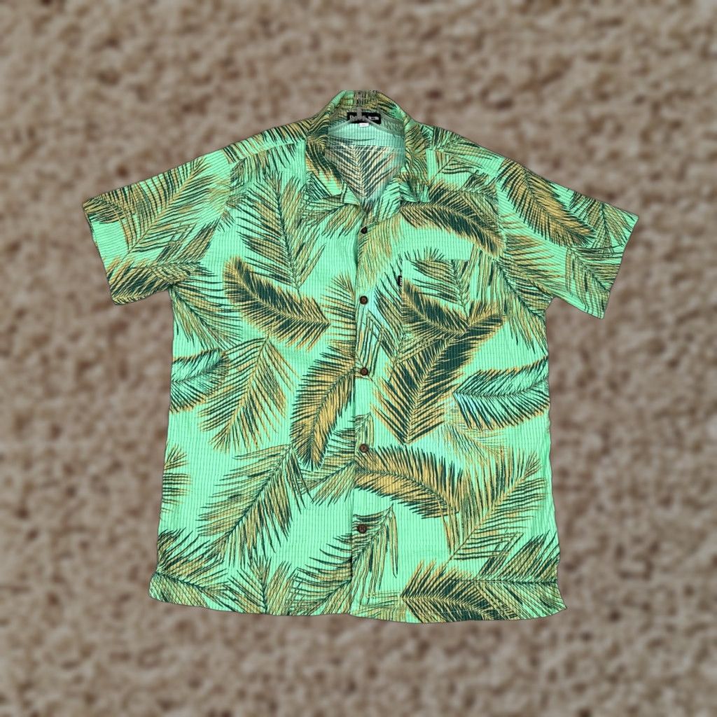 REEF Reef Shirt Men XL Green Floral Button-Up Hawaiian Aloha, Beach, Outdoor, American, Safari, Travel, Workwear Mens Size US XL / EU 56 / 4 - 1 Thumbnail