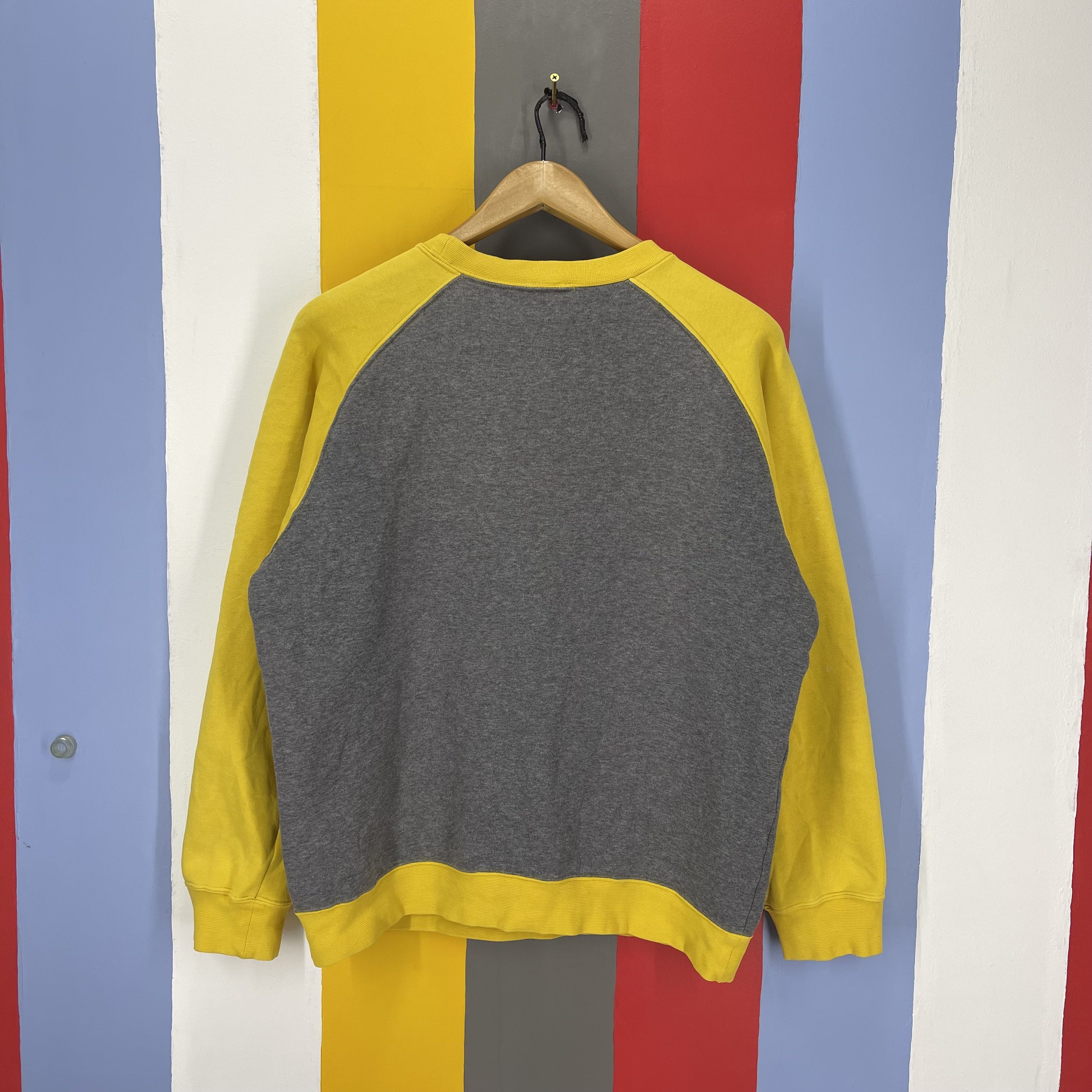 Nike Y2K Vintage Nike Crew Neck Sweatshirt #1398/AW Size US M / EU 48-50 / 2 - 7 Thumbnail