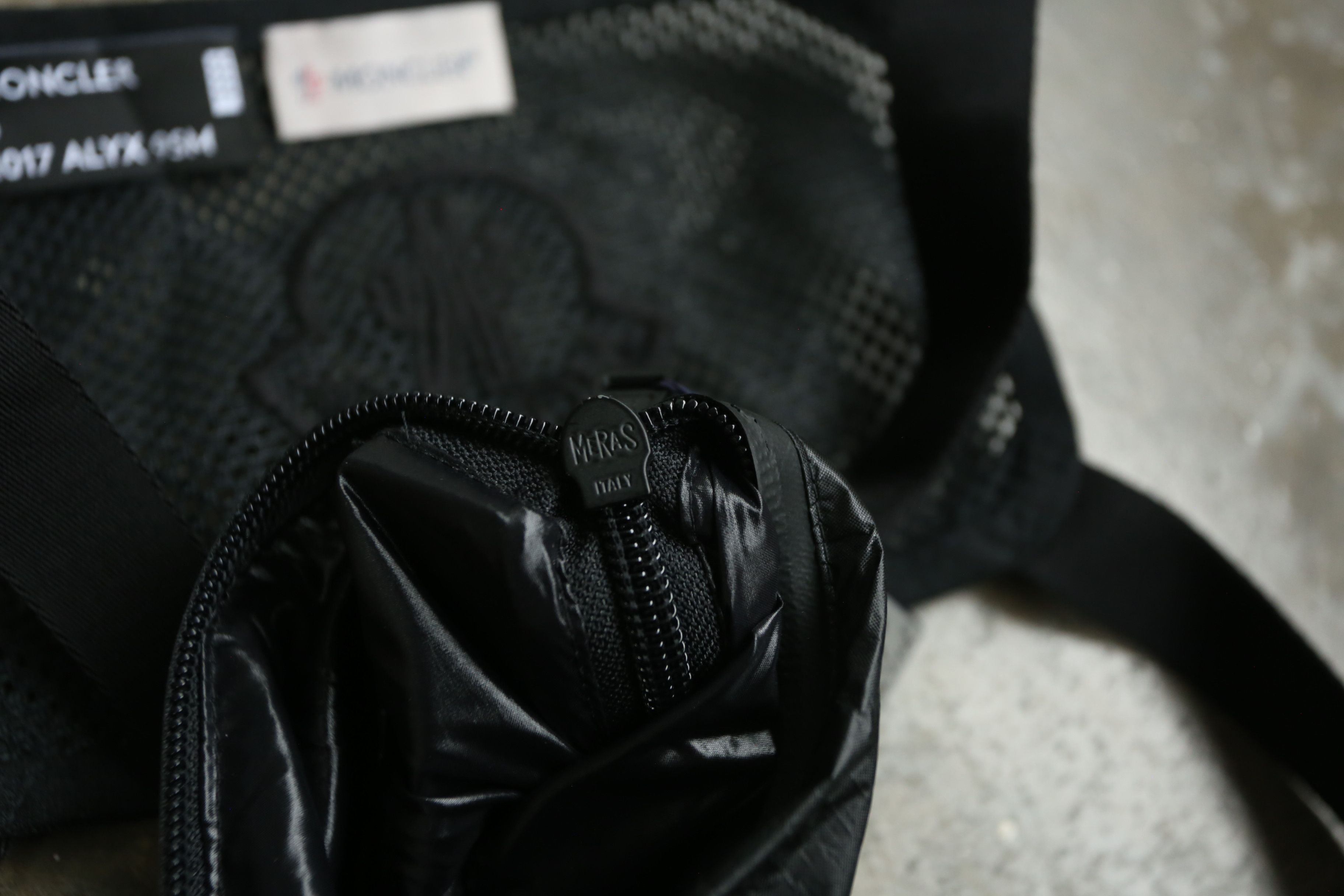 1017 ALYX 9SM × Moncler Moncler Genius 6 - 1017 Alyx 9SM - F/W 20 - Hand Warmer Vest Size US L / EU 52-54 / 3 - 8 Thumbnail