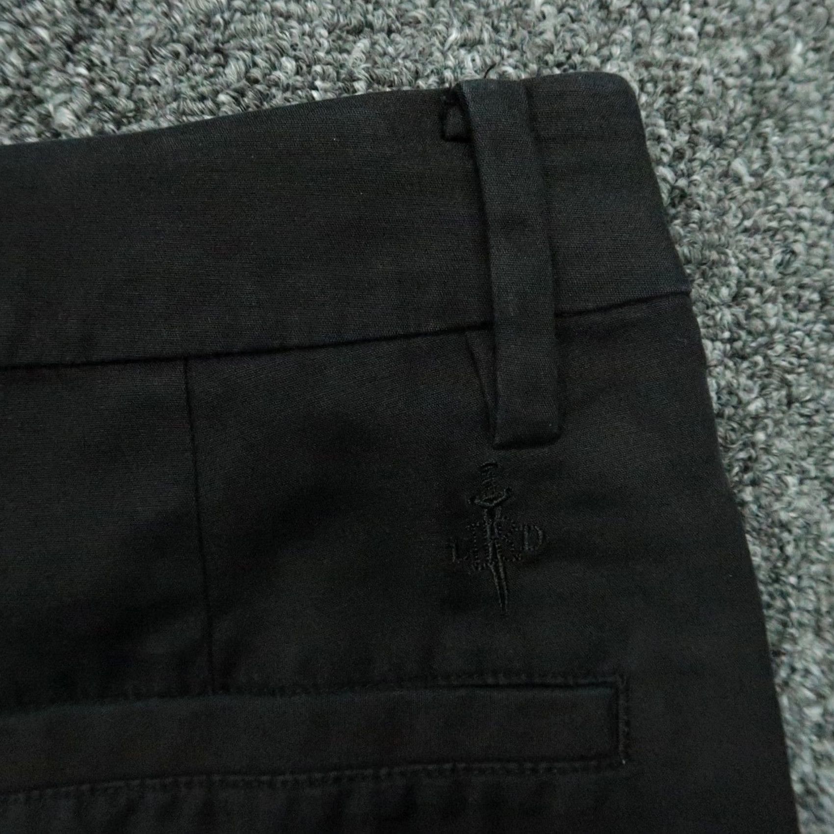 Vintage LRD Pants Mens 32x28 Black Performance Zip Pocket Stretch Trouser Chino Pants Regular Slashed Pockets Straight 28in Inseam Casual Workwear Mens Size US 32 / EU 48 - 7 Thumbnail