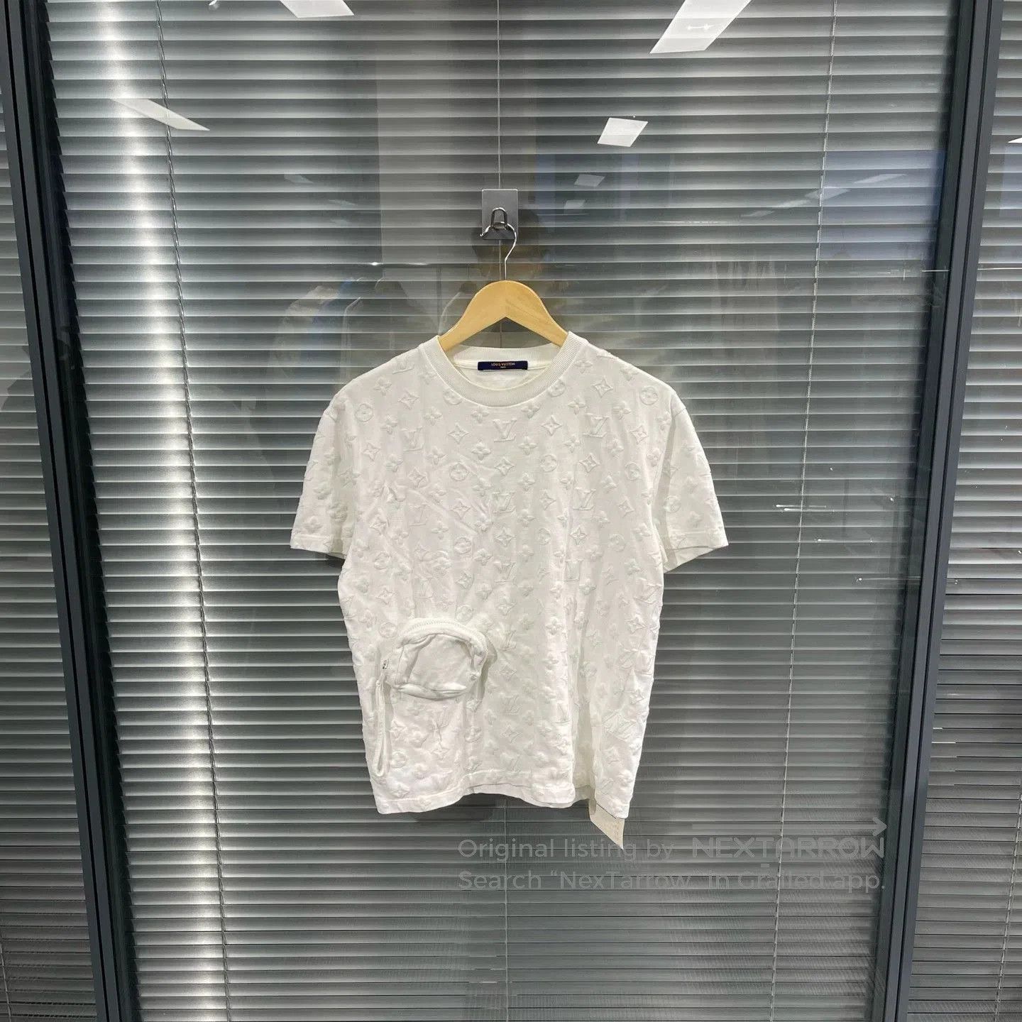 Louis Vuitton White Textured Short Sleeve Shirt with Pocket. Size US S / EU 44-46 / 1 - 1 Thumbnail