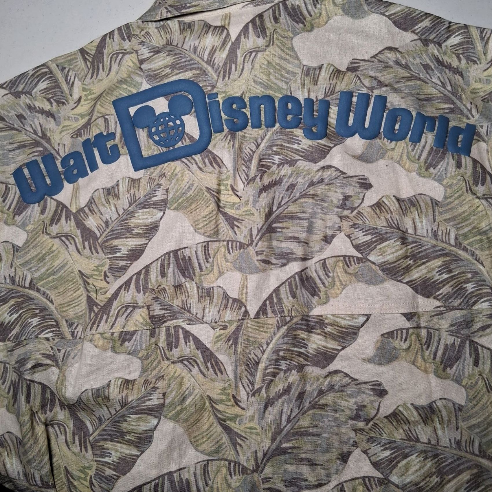 Vintage VINTAGE Walt Disney World Spirit Jersey Shirt S Button Collar Palms Safari Linen Blend Size US S / EU 44-46 / 1 - 4 Thumbnail