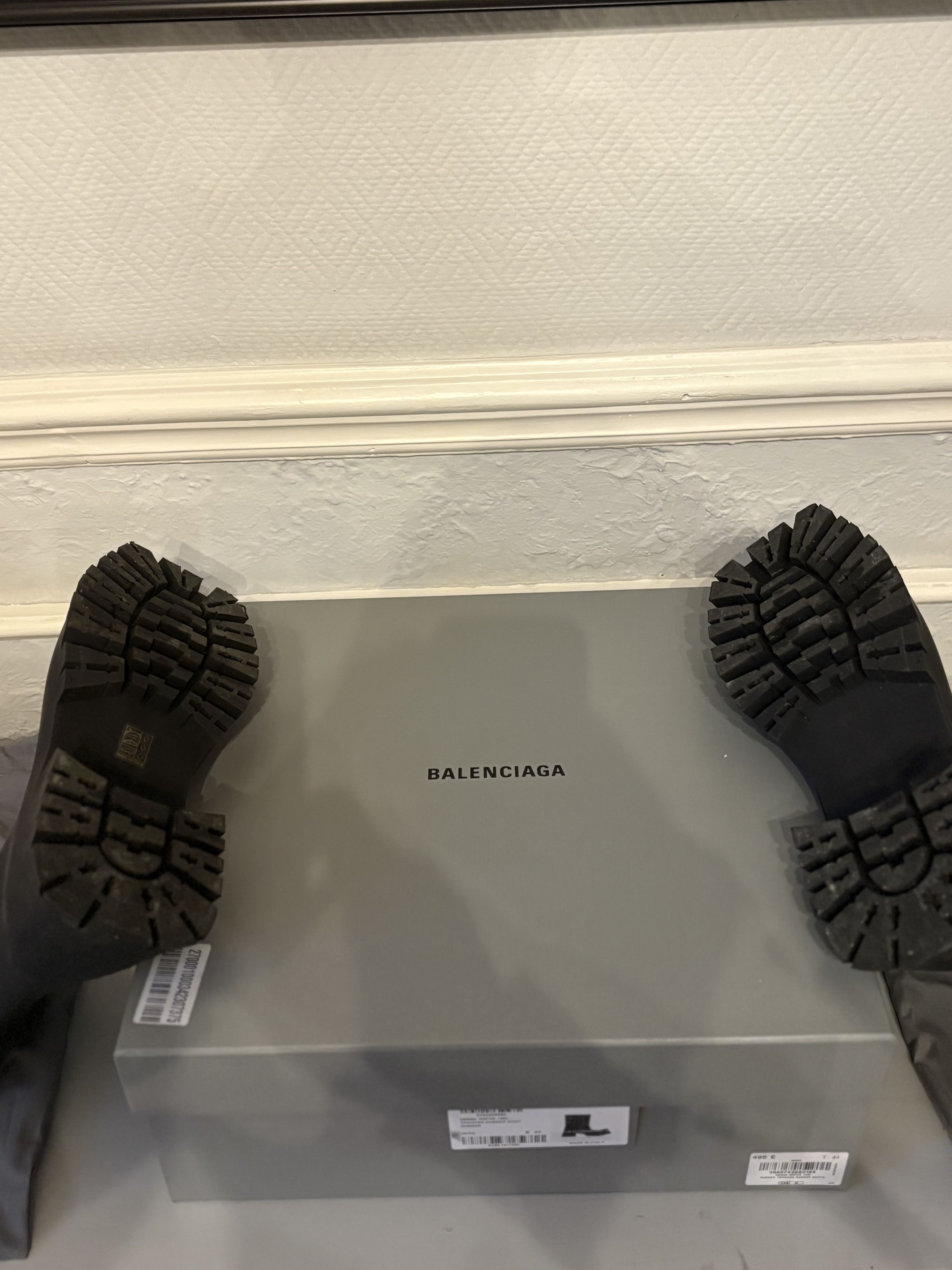 Balenciaga (dont just buy send offers) Balenciaga Trooper rubber boot Size US 11 / EU 44 - 9 Thumbnail
