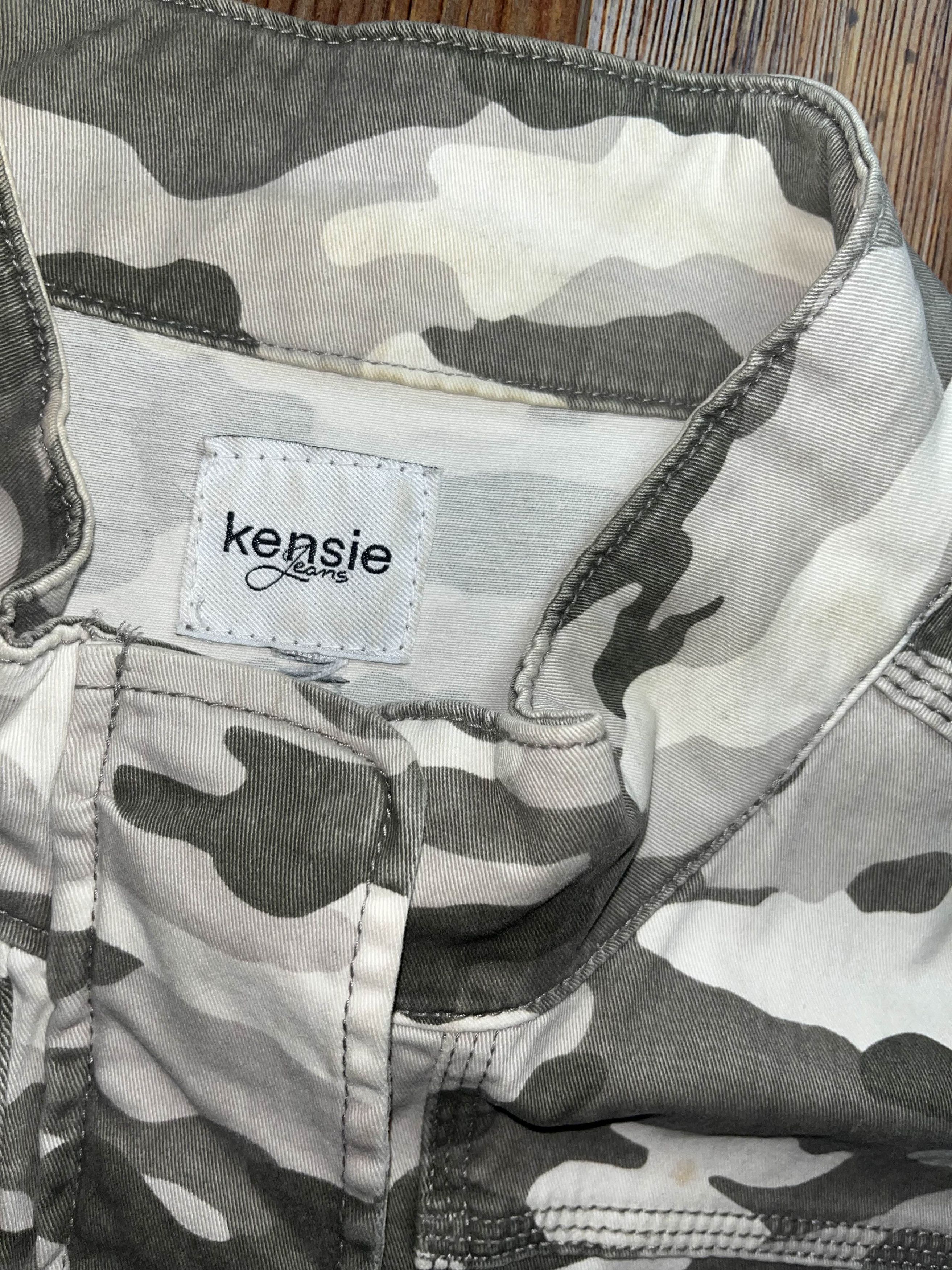 Vintage Y2K Military Camo Print Kensie Jeans Jacket Size M / US 6-8 / IT 42-44 - 7 Thumbnail