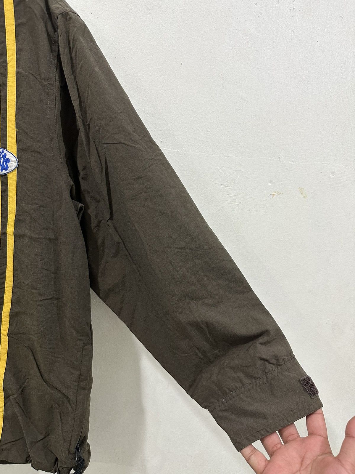 Vintage Y2K Details Skate Surf Brand Zipper Jacket Fit M To L Size US M / EU 48-50 / 2 - 5 Thumbnail