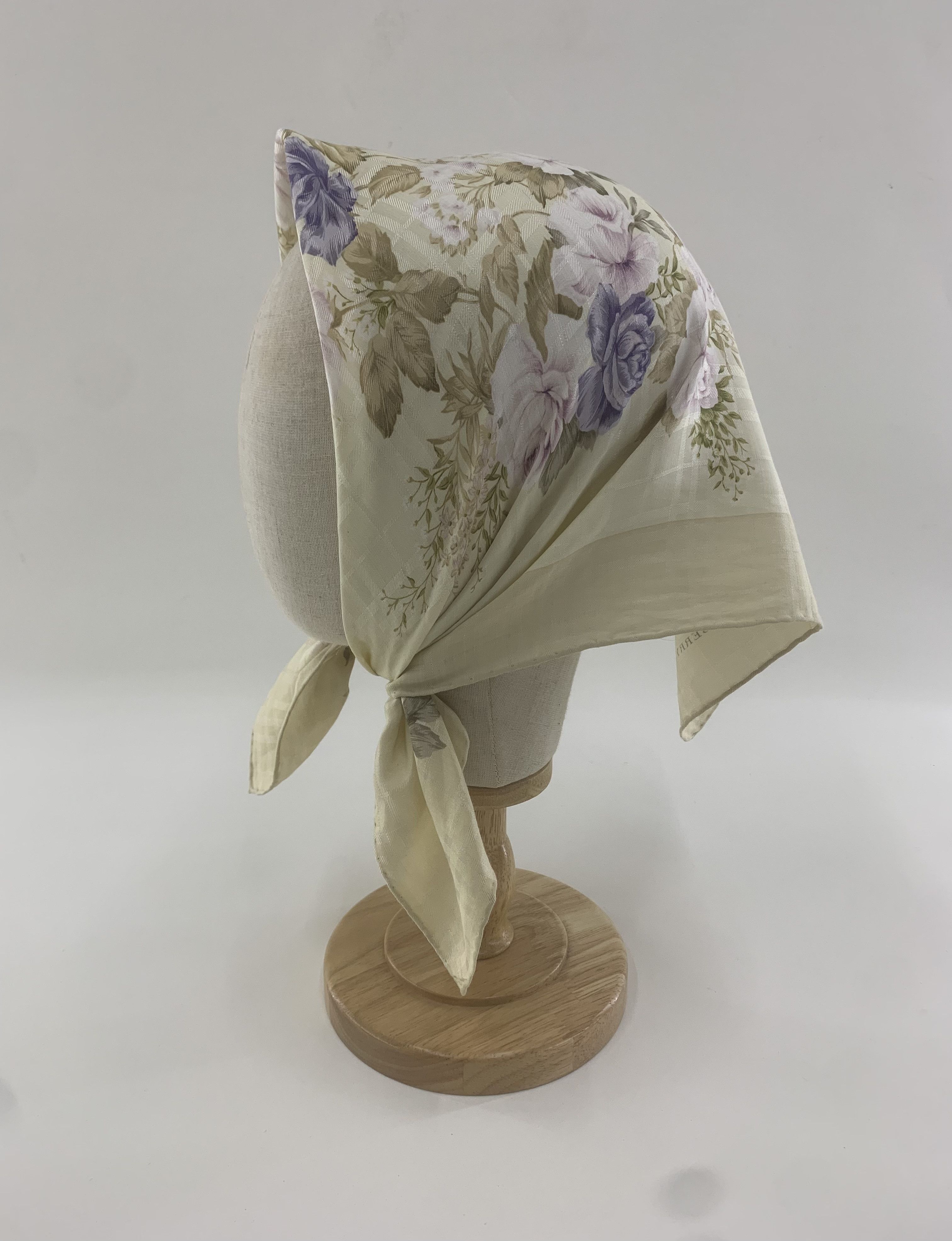 Burberry Burberry Handkerchief Bandana Neckerchief Square TB3302 Size ONE SIZE - 3 Thumbnail