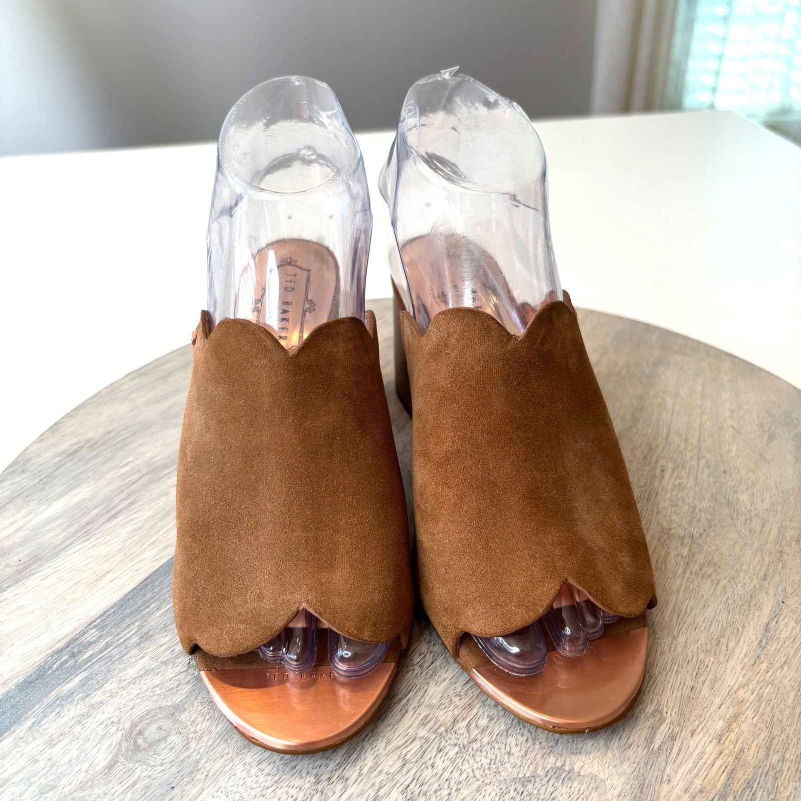 Ted Baker Ted Baker London Suede Heels Women's EU 38 US 7 Brown Block Size US 7 / IT 37 - 4 Thumbnail