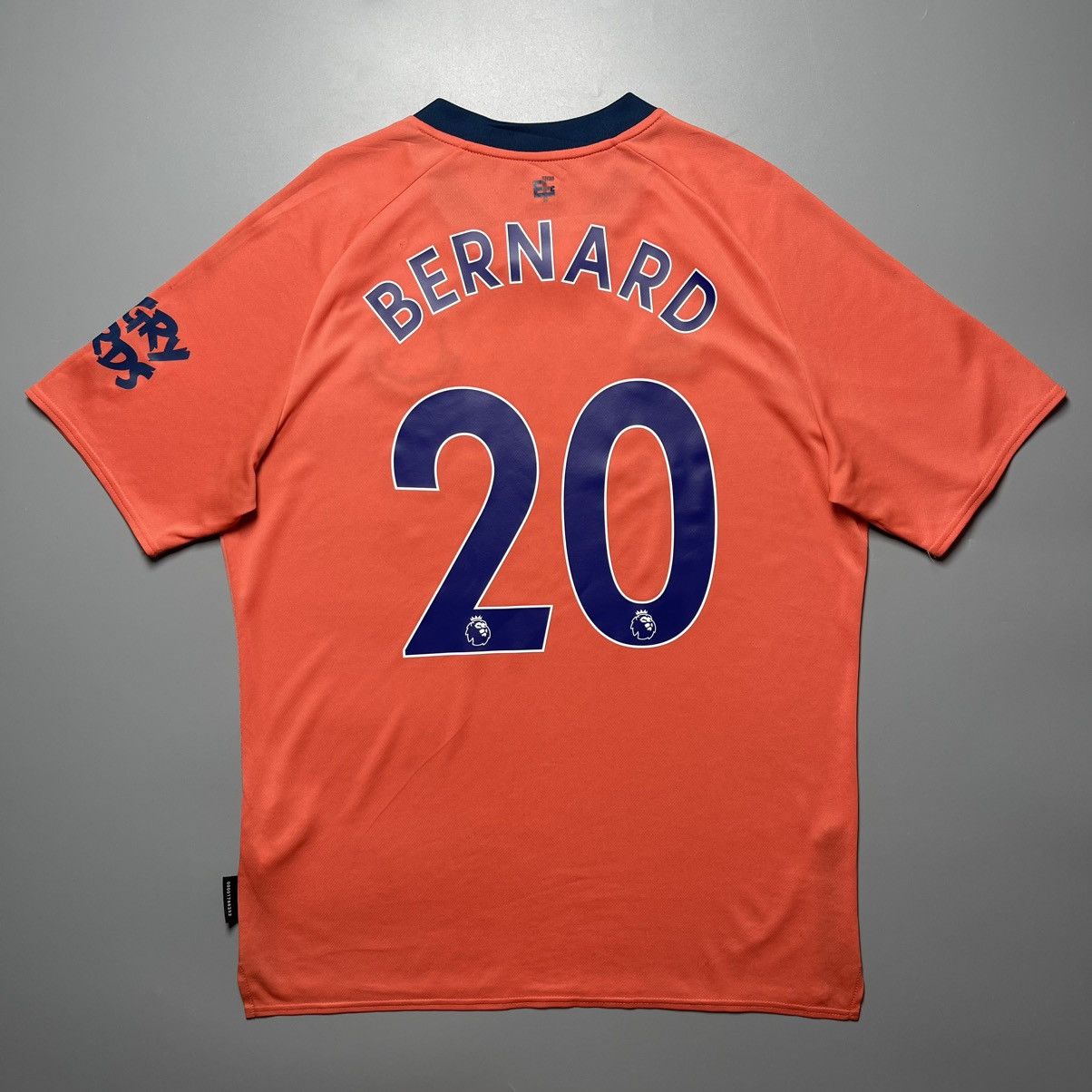 Umbro EVERTON UMBRO 2019/2020 FOOTBALL AWAY JERSEY #20 BERNARD Size US L / EU 52-54 / 3 - 1 Thumbnail