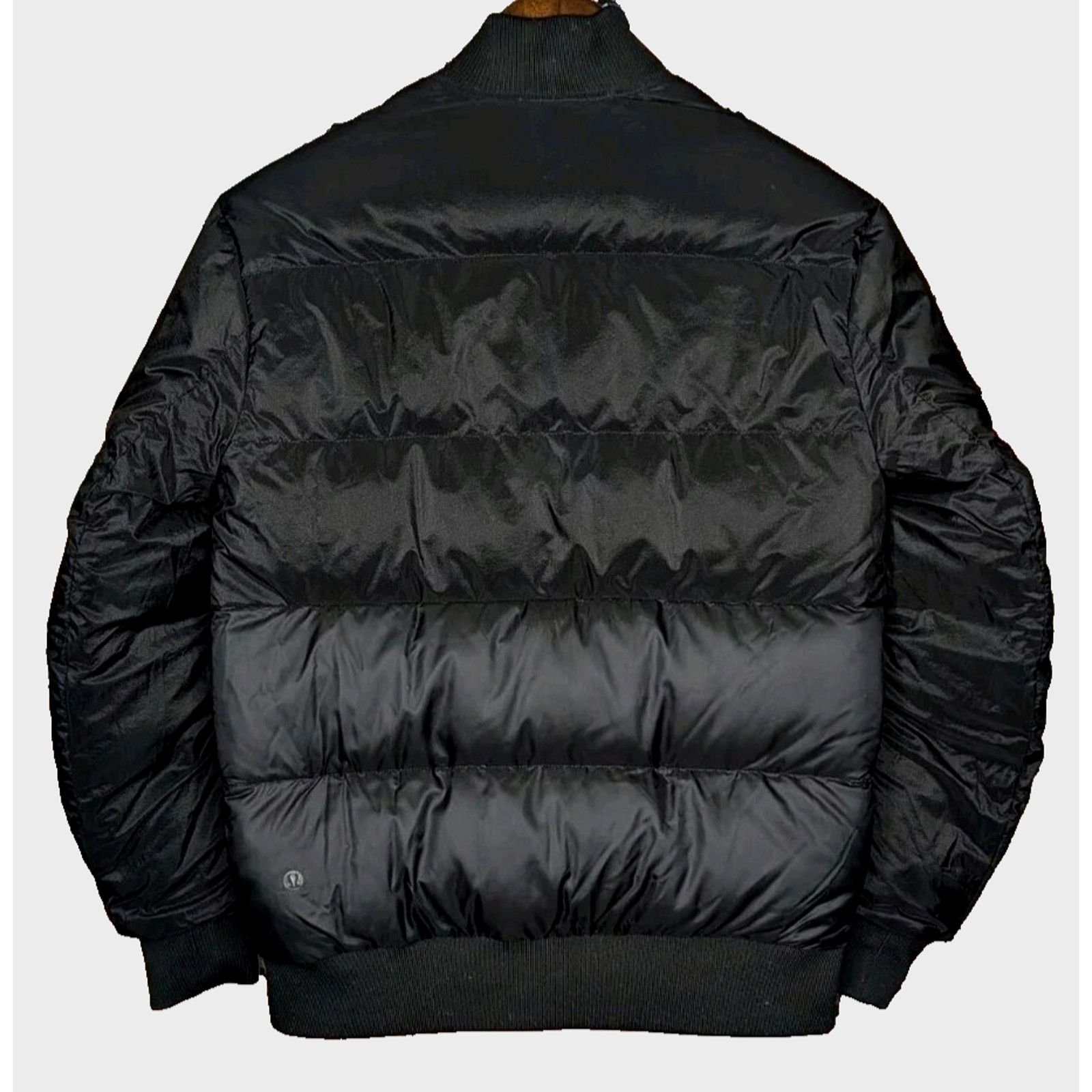 Lululemon LULULEMON Black Reversible Roam Far Down Jacket Size 12 $348 Size XL / US 12-14 / IT 48-50 - 5 Thumbnail