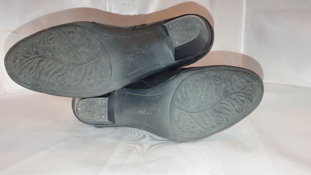 Earth Ragz Earth Pegasus Leather Ankle Boots Size 8.5 Size US 8.5 / IT 38.5 - 9 Thumbnail
