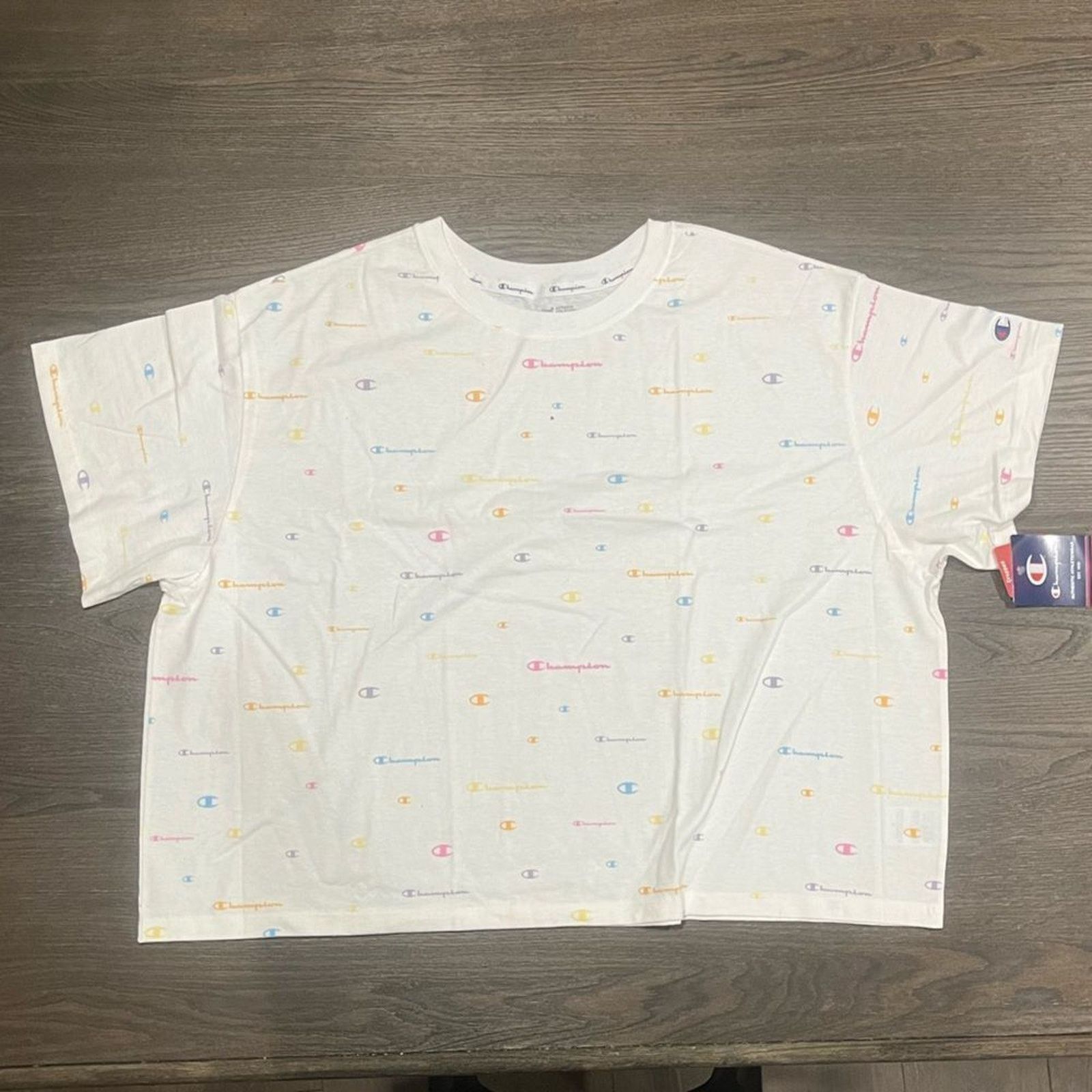 Champion NWT Champion White Multi-Colored Graphic Crop Top - Size 3X Size 3XL / US 20-22 - 1 Thumbnail