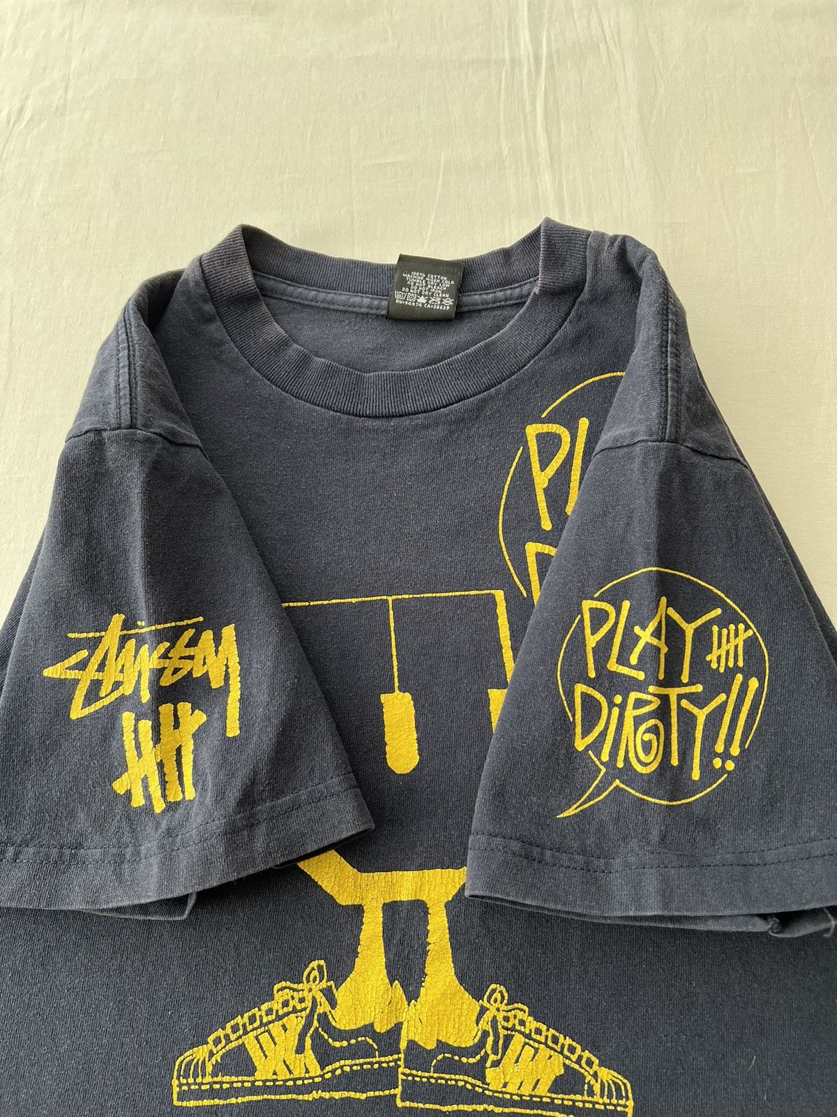 Stussy Vintage 2000s Stussy Undefeated Play Dirty Tokyo T-shirt Size US S / EU 44-46 / 1 - 10 Thumbnail