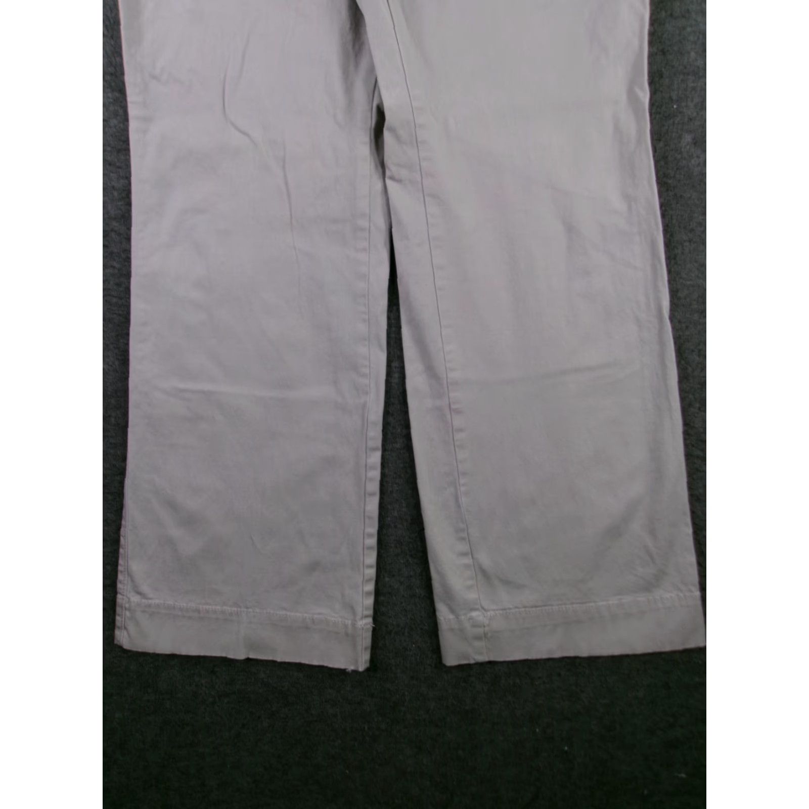 Dockers DOCKERS Women’s Pants Size 10 Beige Straight Leg Chino Workwear Regular Fit Size 32" / US 10 / IT 46 - 3 Thumbnail