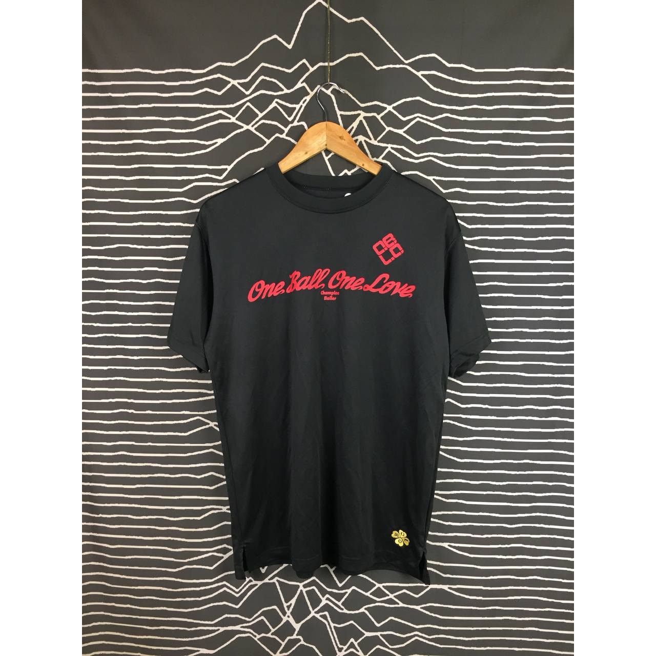 Champion × Vintage Champion OBOL One Ball One Love Activewear Tee Size US L / EU 52-54 / 3 - 2 Thumbnail