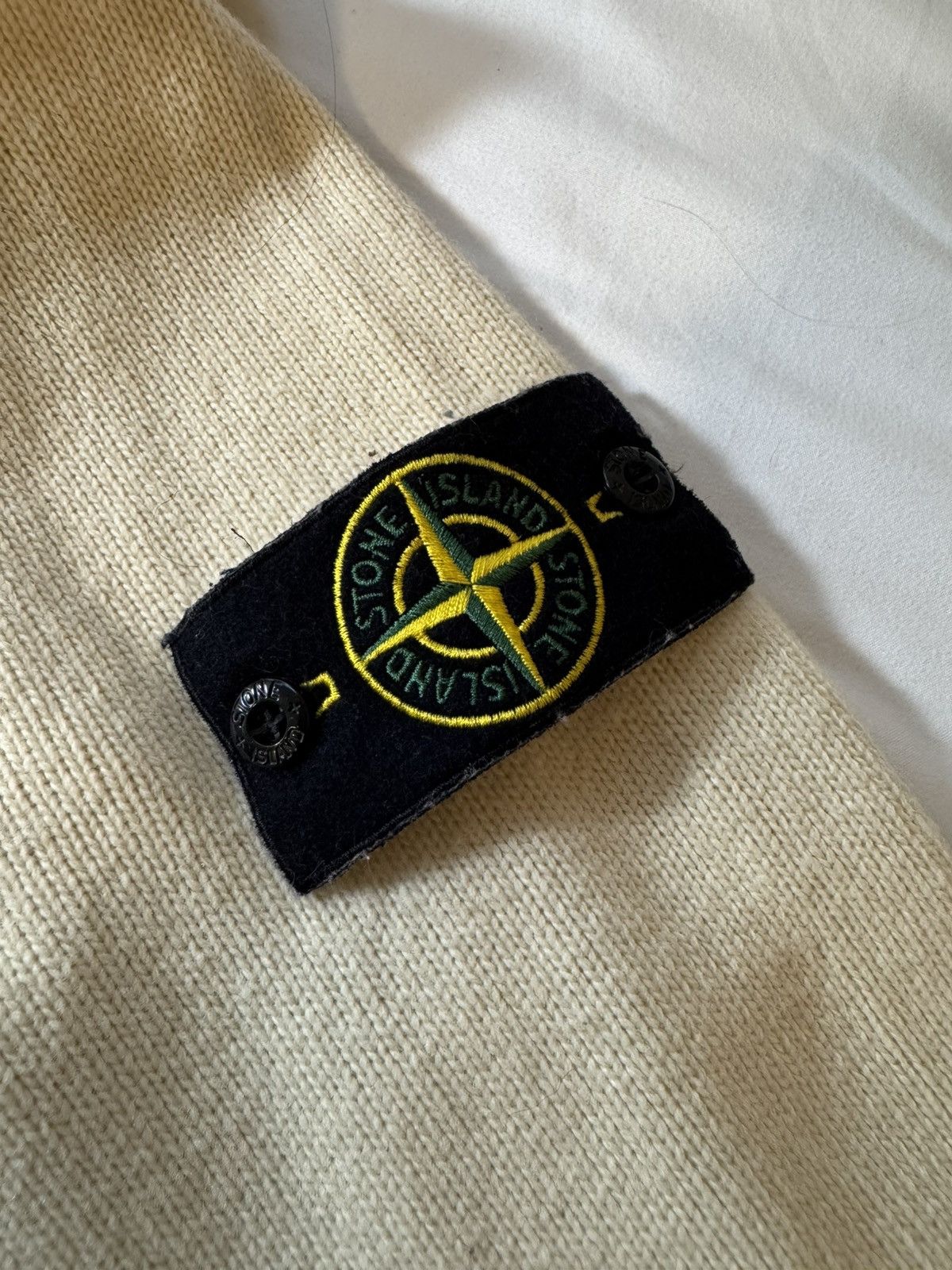 Stone Island Cream / Off-White Knit Sweater Size US M / EU 48-50 / 2 - 4 Thumbnail