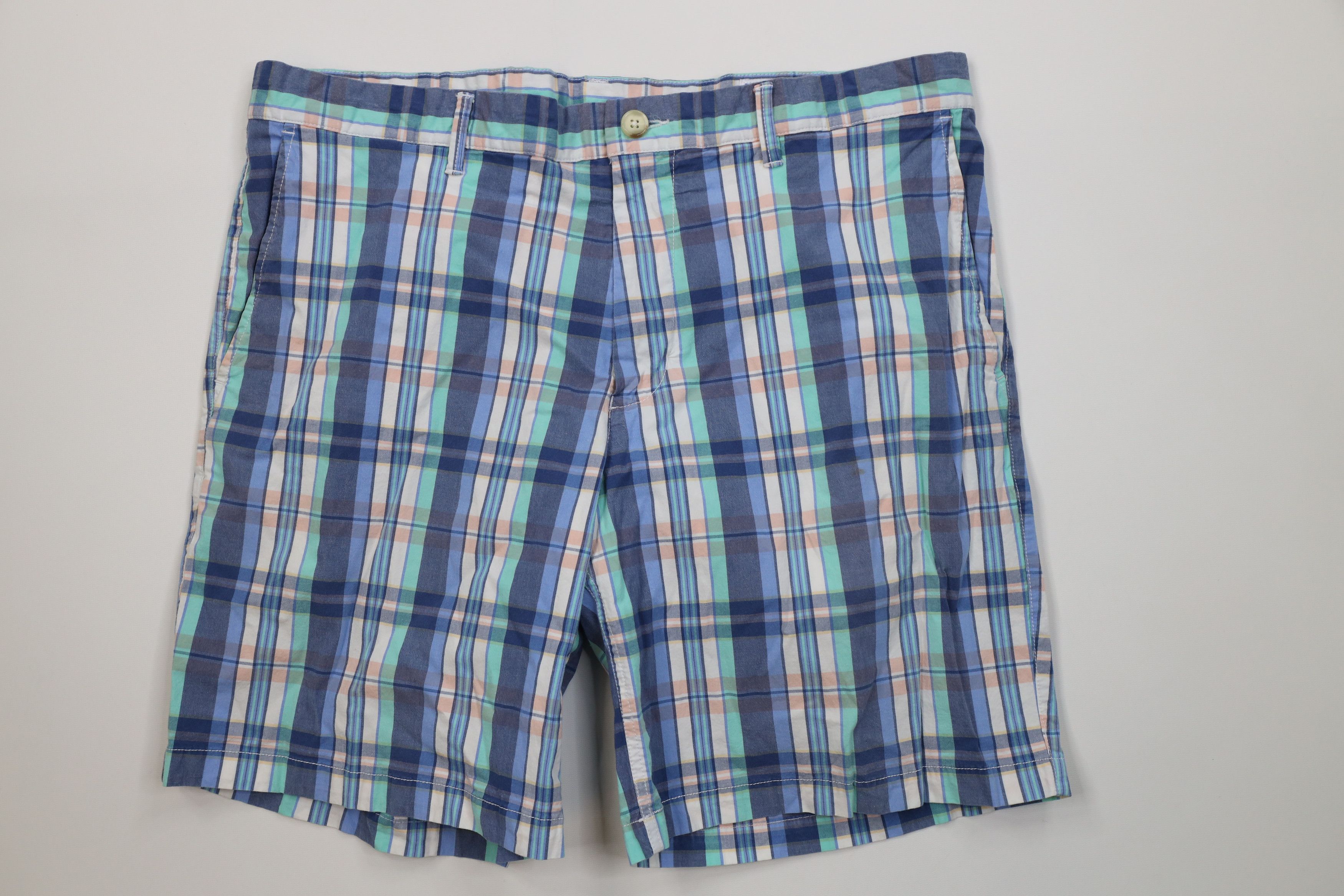 Southern Tide Southern Tide Madras Stretch Above Knee Golf Chino Shorts Size US 40 / EU 56 - 1 Thumbnail