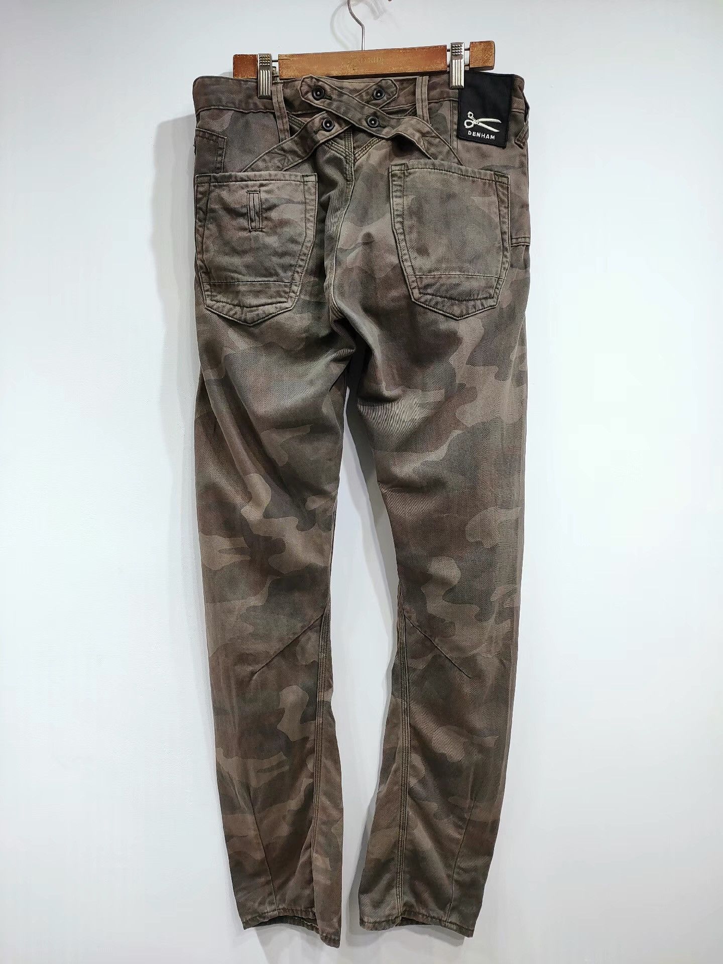 DENHAM Denham Dutch Scissors Men's Camouflage Casual Pants K29 Size US 30 / EU 46 - 2 Thumbnail
