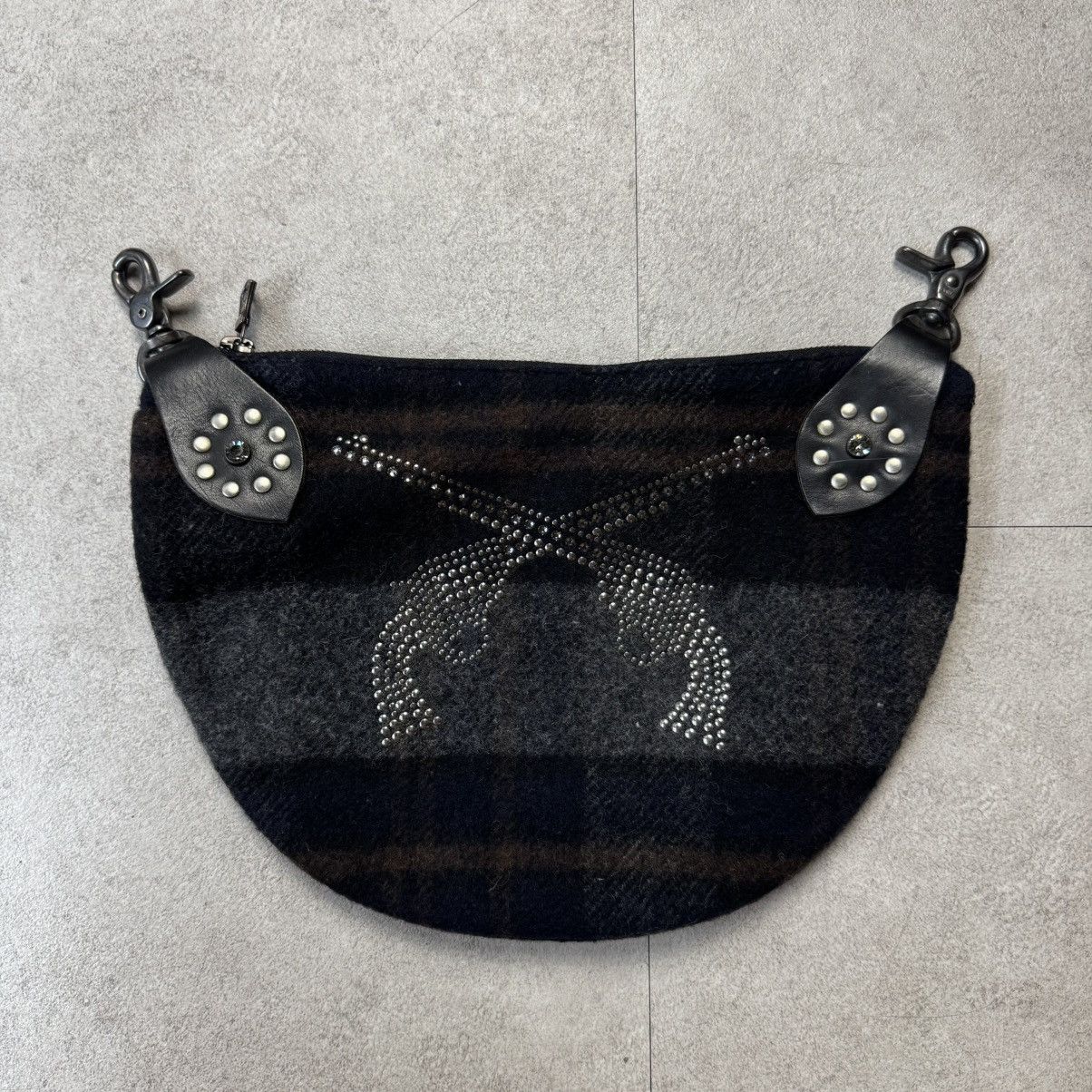 Roen Roen Cross Gun Crystal Studed Wool Flap Bag Size ONE SIZE - 1 Thumbnail