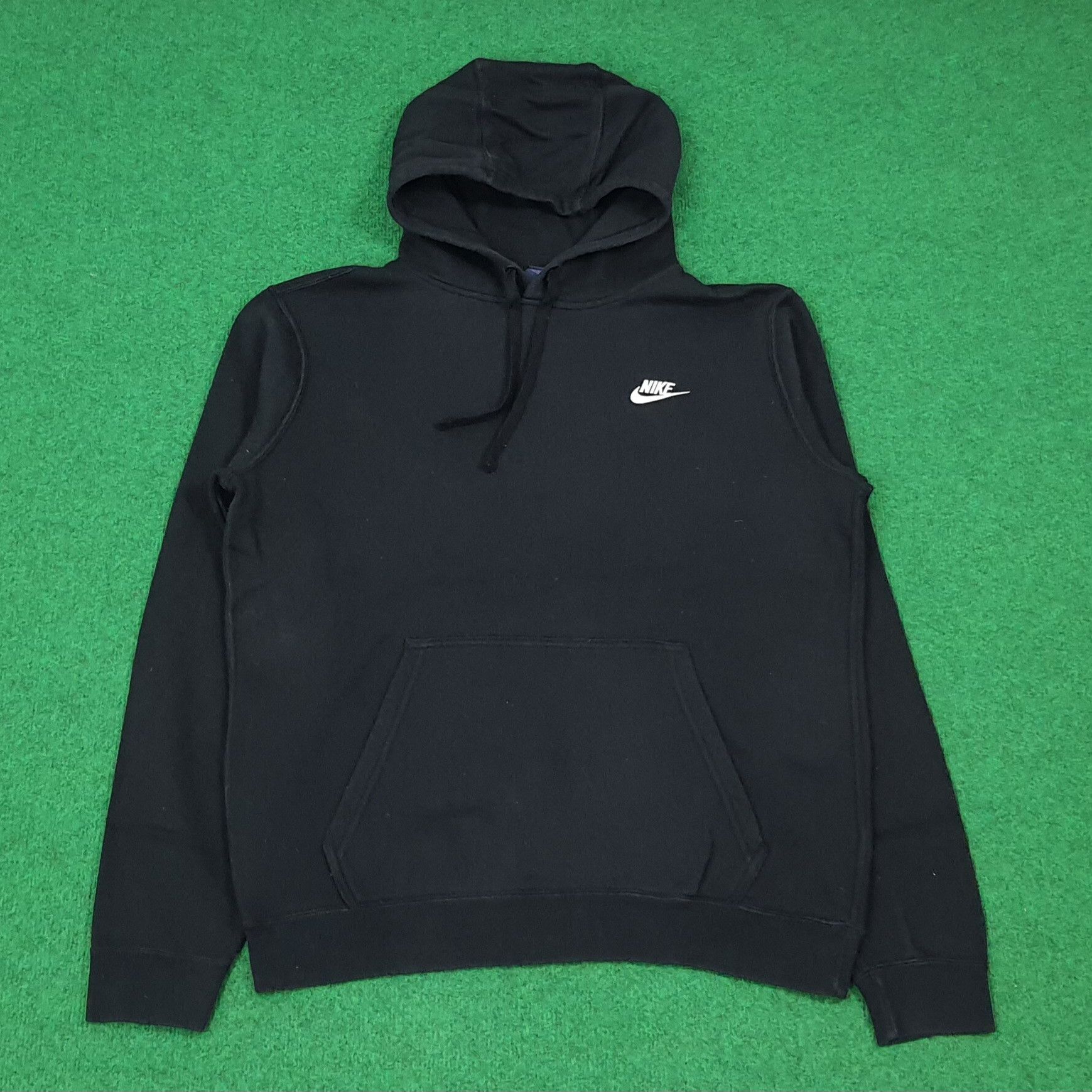 Nike Vintage Nike Hoodie Embroidered Swoosh Pullover C278N21 Size US L / EU 52-54 / 3 - 1 Thumbnail