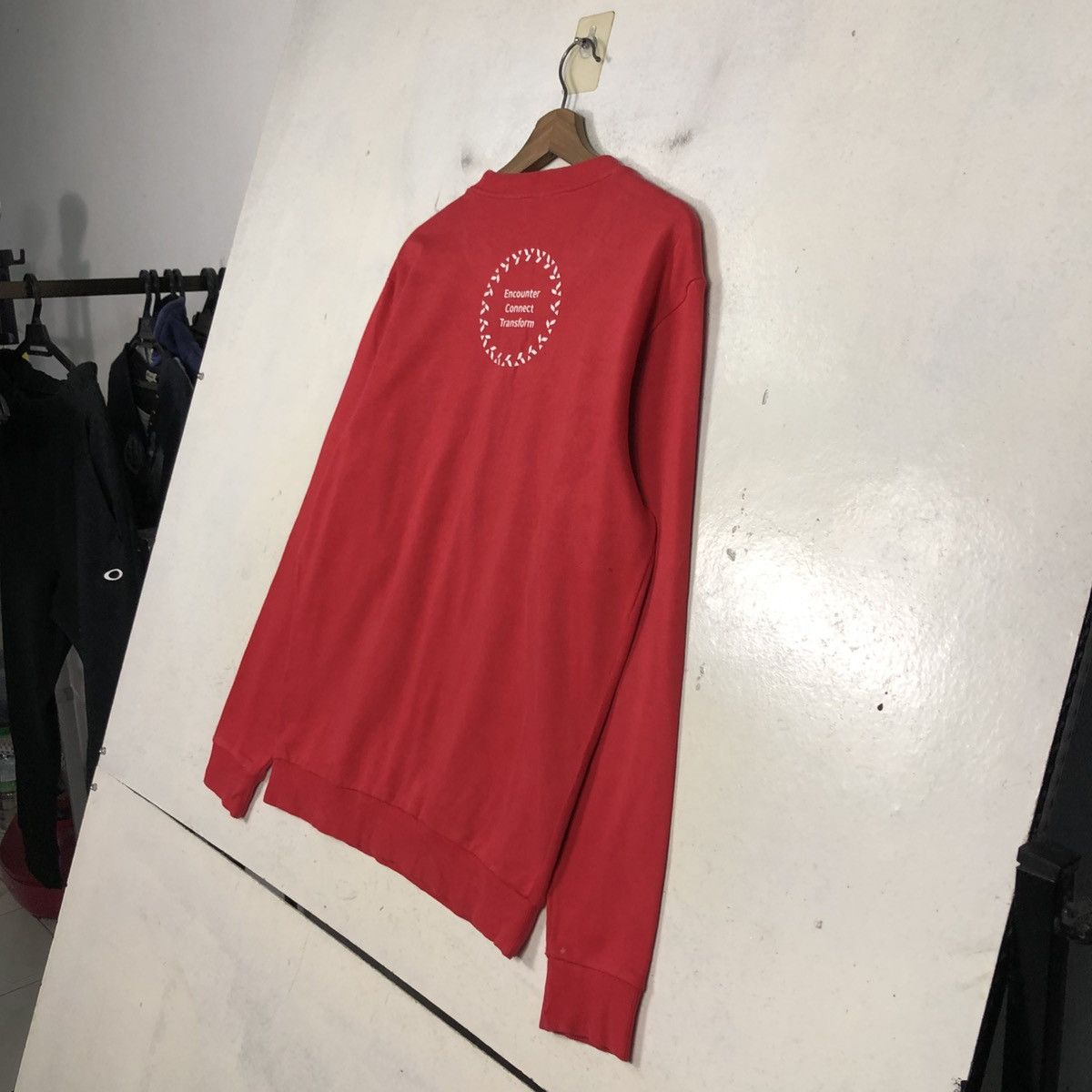 Japanese Brand 📌Vintage Sweatshirt Rich Red Descente Big Logo Size US L / EU 52-54 / 3 - 12 Thumbnail