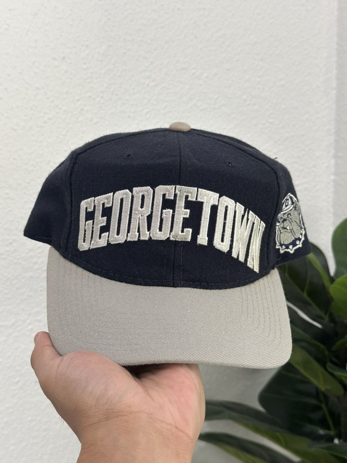 Starter Vintage 90s Georgetown Hoyas Starter Arch NCAA SnapBack Size ONE SIZE - 1 Thumbnail