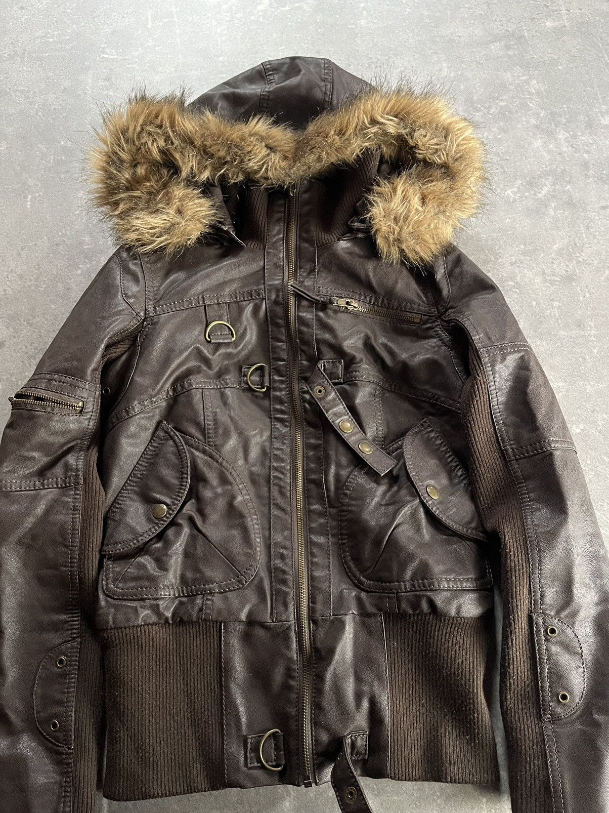 Japanese Brand 00s Faux Fur Hooded Y2K Bondage Straps Bomber Jacket XS Size XS / US 0-2 / IT 36-38 - 7 Thumbnail