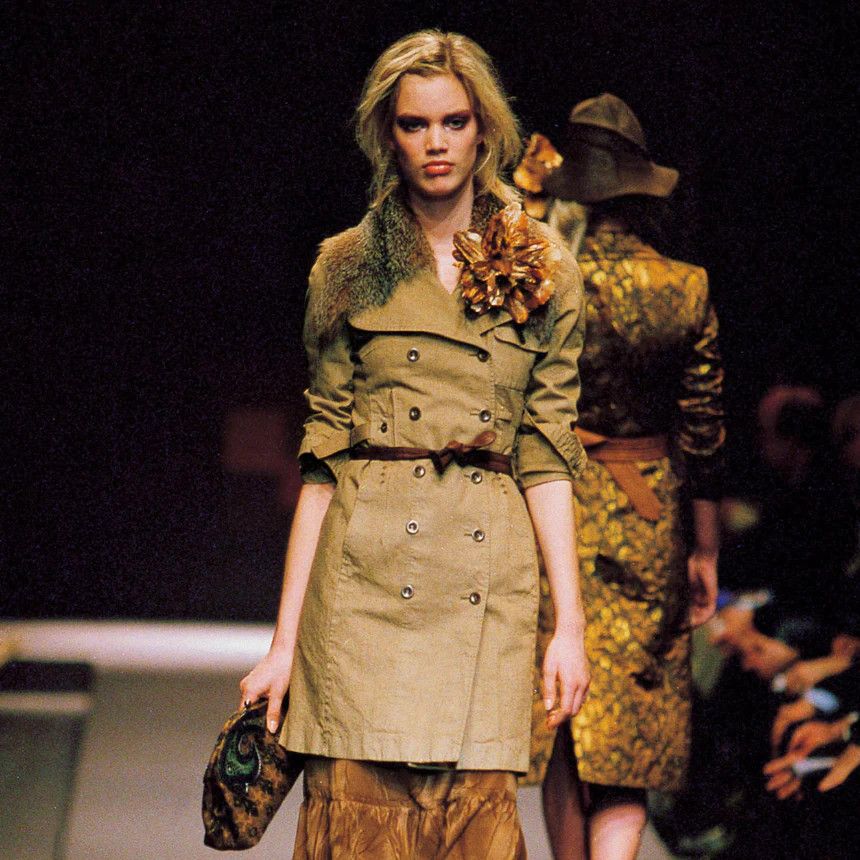 Miu Miu F/W 2004 RUNWAY FOX FUR COAT Size M / US 6-8 / IT 42-44 - 1 Thumbnail