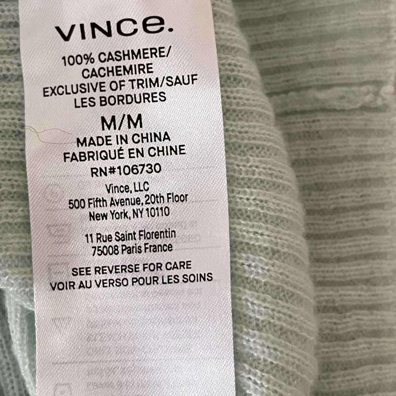 Vince V-Neck Slim Rib Cashmere Sweater from VINCE Size M / US 6-8 / IT 42-44 - 6 Thumbnail