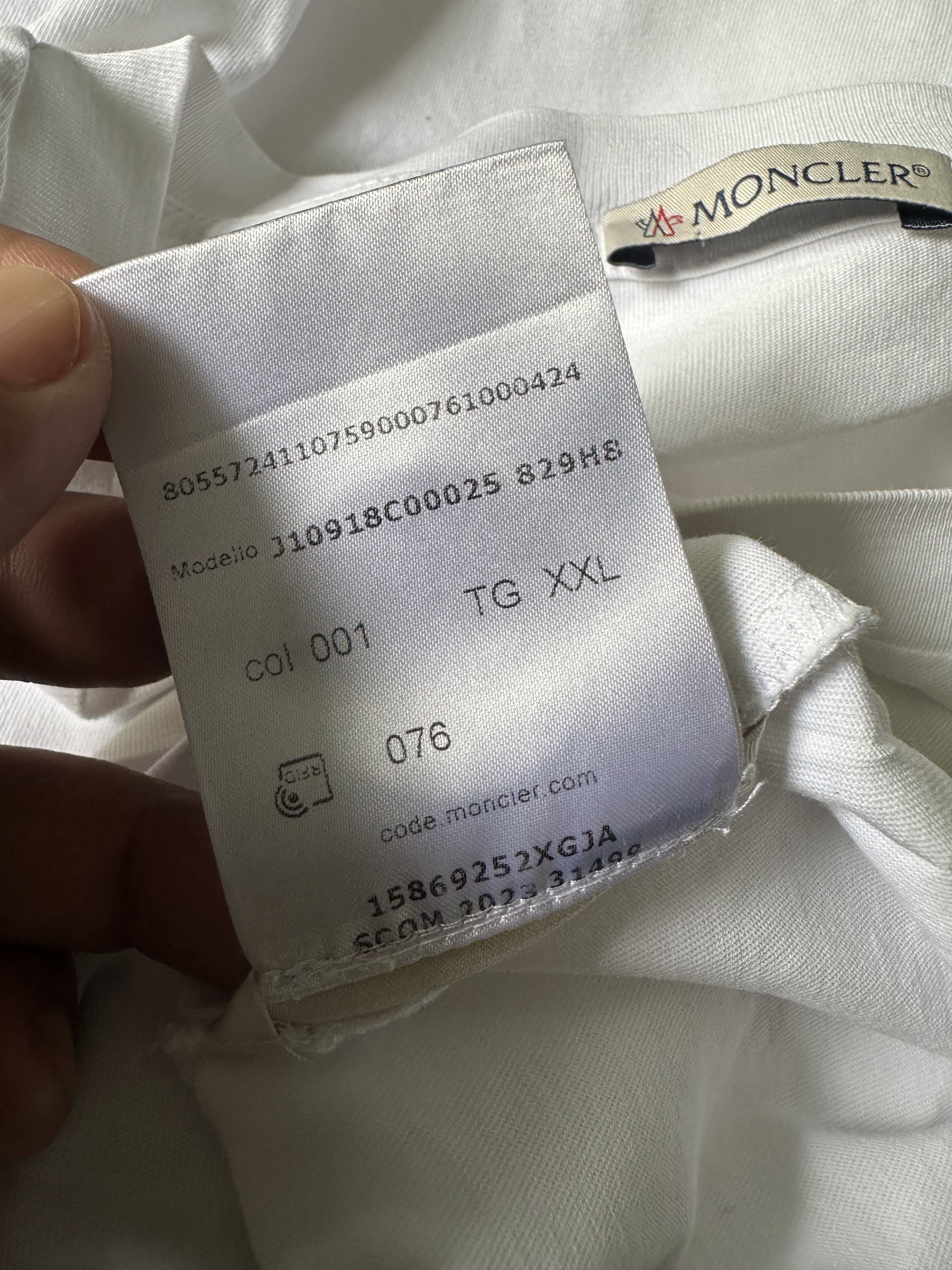 Moncler Moncler Logo Tee Size US XXL / EU 58 / 5 - 11 Thumbnail