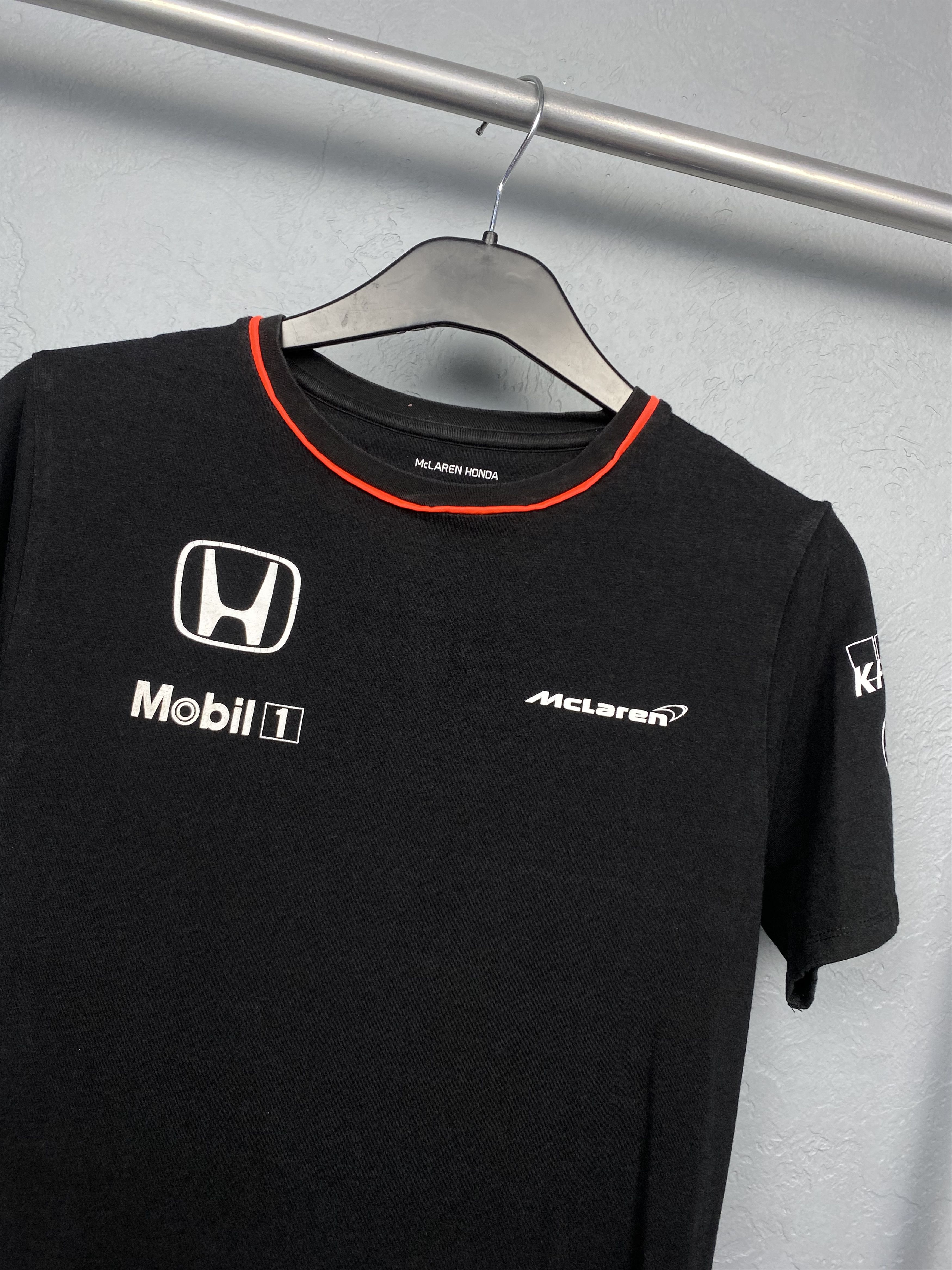 Honda × Mercedes-Benz McLaren Honda Racing Team Mens T-Shirt Size US S / EU 44-46 / 1 - 2 Thumbnail