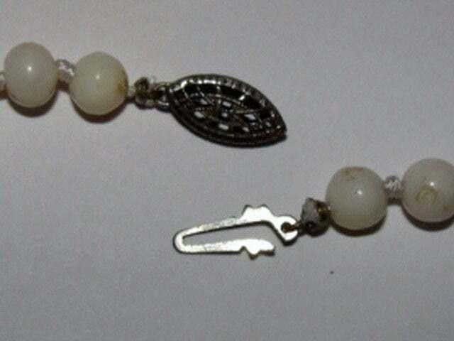 Designer Small Angel Skin Coral Bead Necklace Size ONE SIZE - 4 Thumbnail