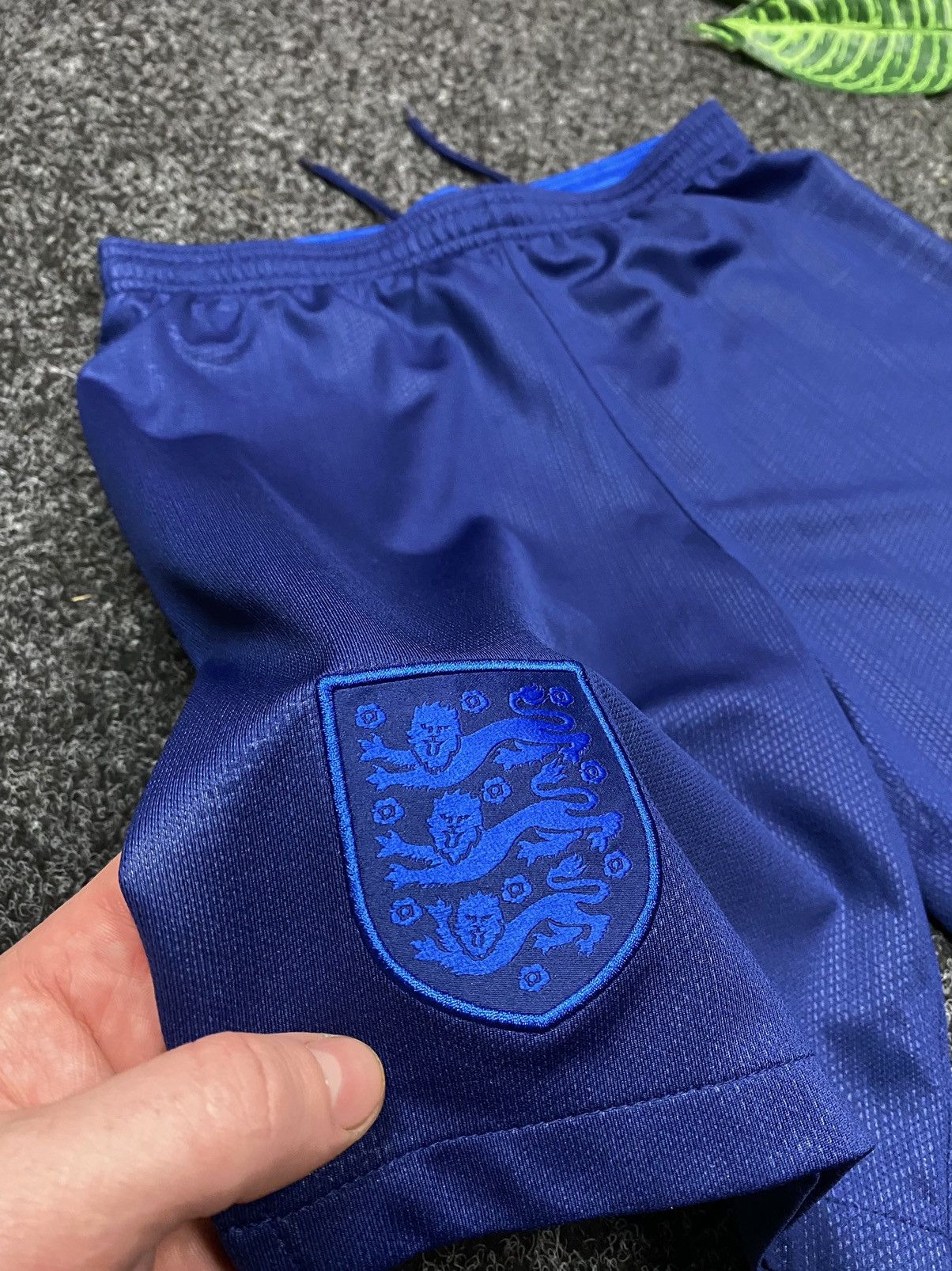 Nike Nike England size S shorts Size US 30 / EU 46 - 3 Thumbnail
