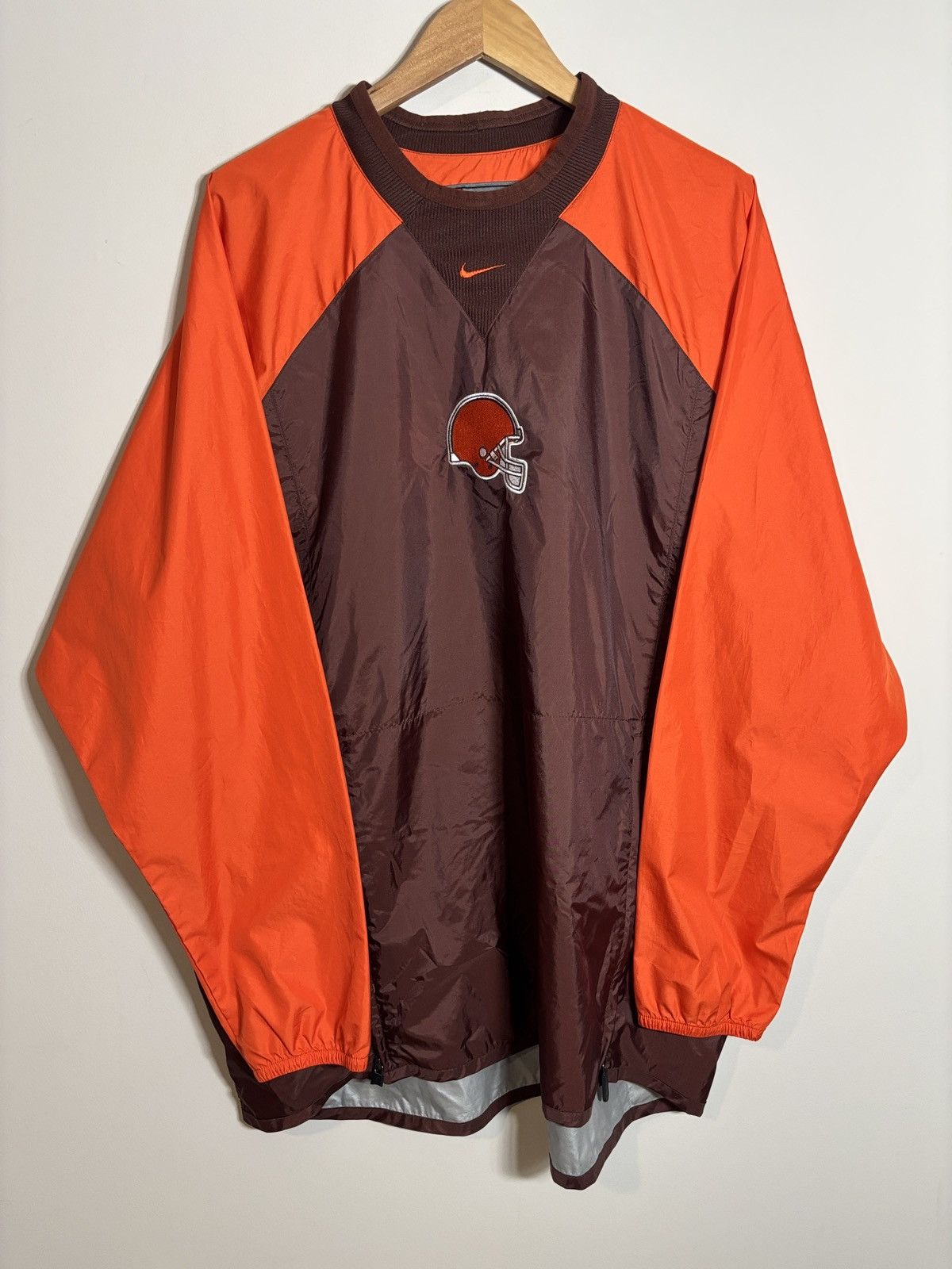 Nike Vtg Nike NFL Cleveland Browns Windbreaker 2XL Center Swoosh Size US XXL / EU 58 / 5 - 1 Thumbnail