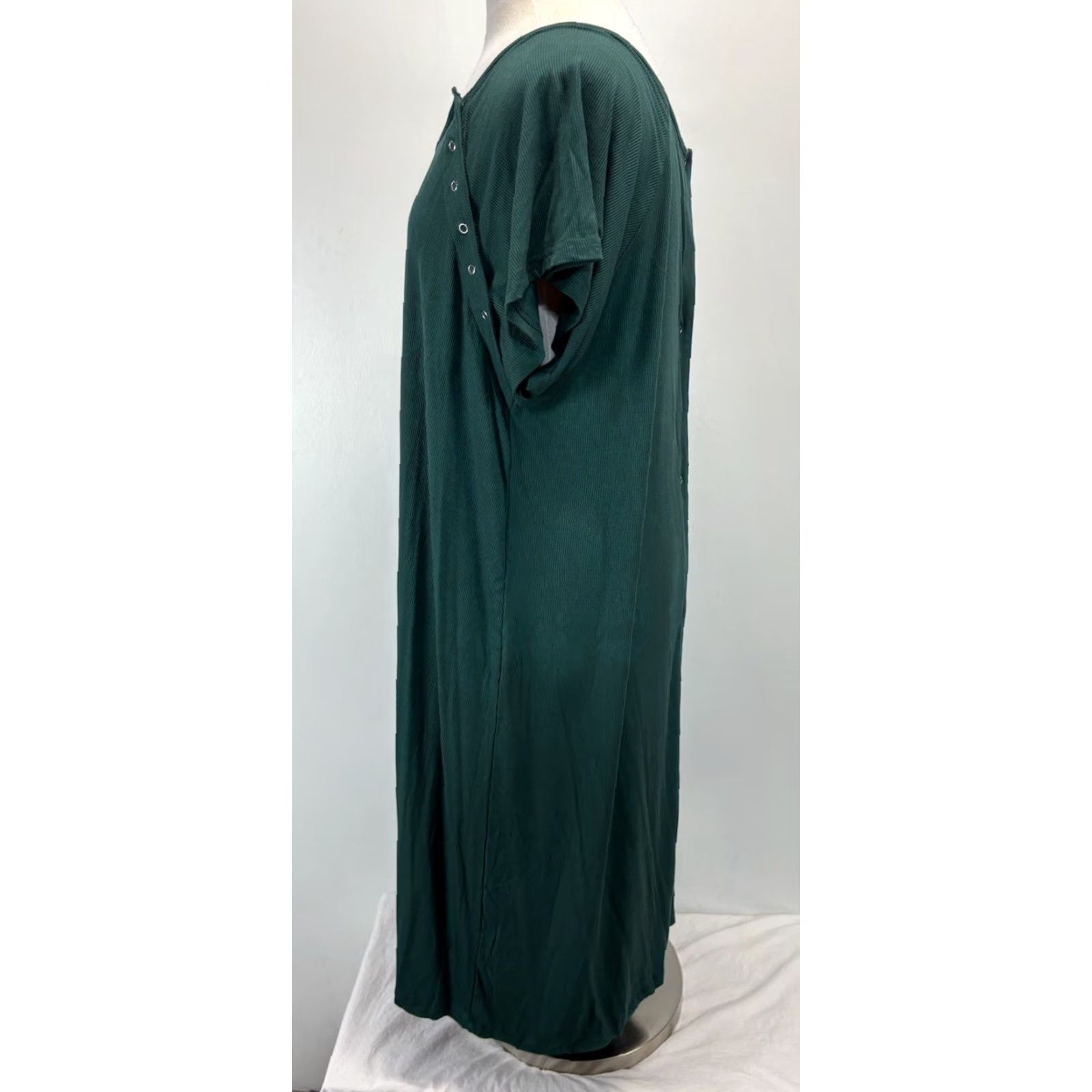 Vintage Three Little Tots Maternity Nursing Gown Sz 2 (8-10) Green Comfort Ribbed Short Sleeve Snap Modal Nursing Gown Womens Size ONE SIZE - 2 Thumbnail