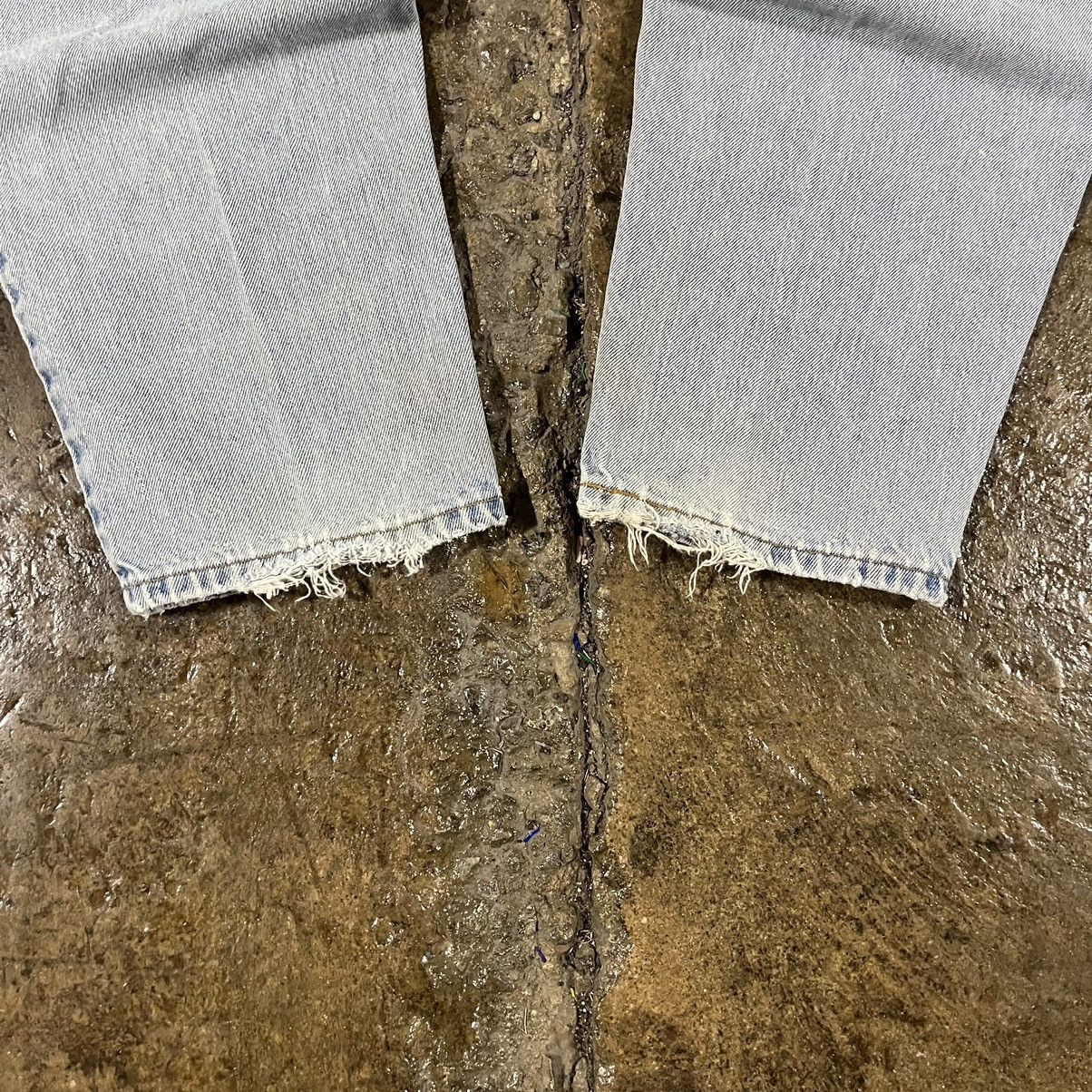 Levi's × Vintage Crazy Vintage 90s Levi's 560 Faded Baggy Loose Fit Jeans Size US 36 / EU 52 - 4 Thumbnail