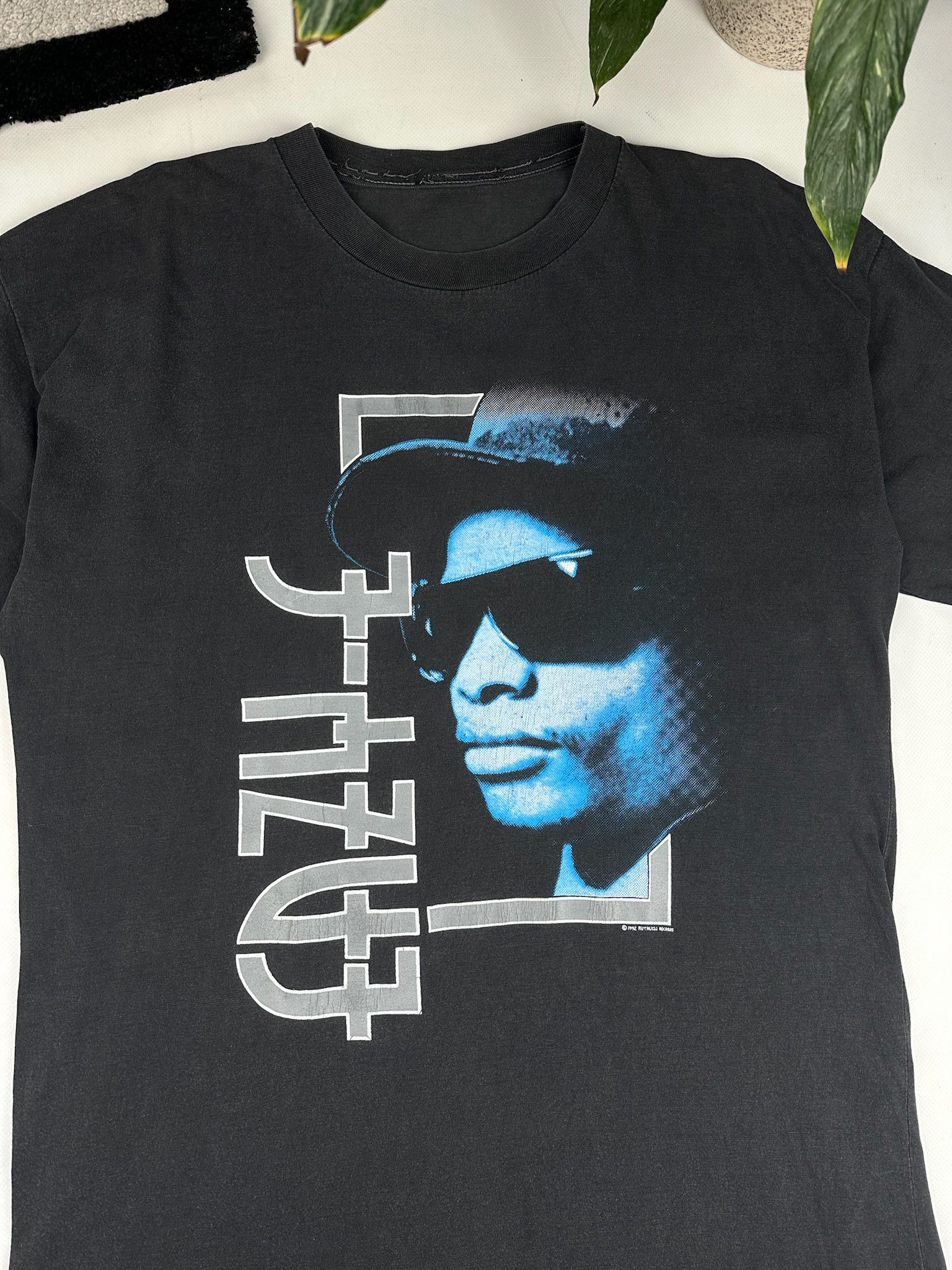 Rap Tees Vintage 1992 Eazy E NWA rap tee shirt Ruthless Death Row Size US XL / EU 56 / 4 - 3 Thumbnail