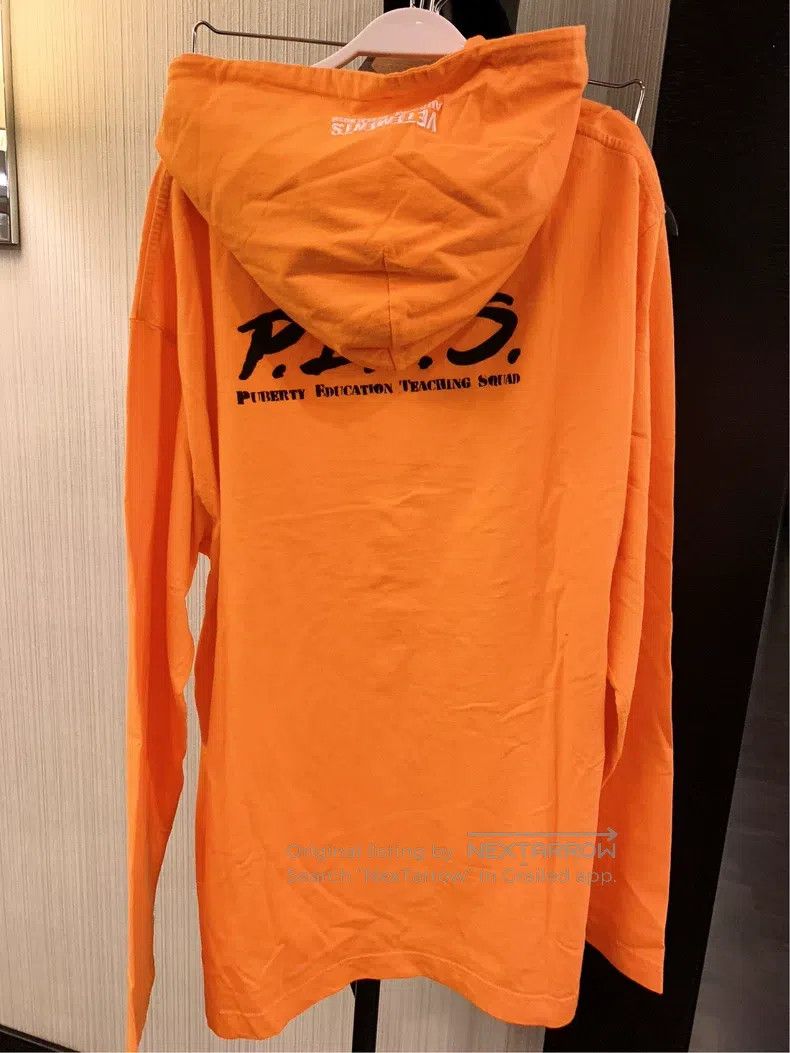 Vetements Vetements Hoodie Size US M / EU 48-50 / 2 - 2 Thumbnail