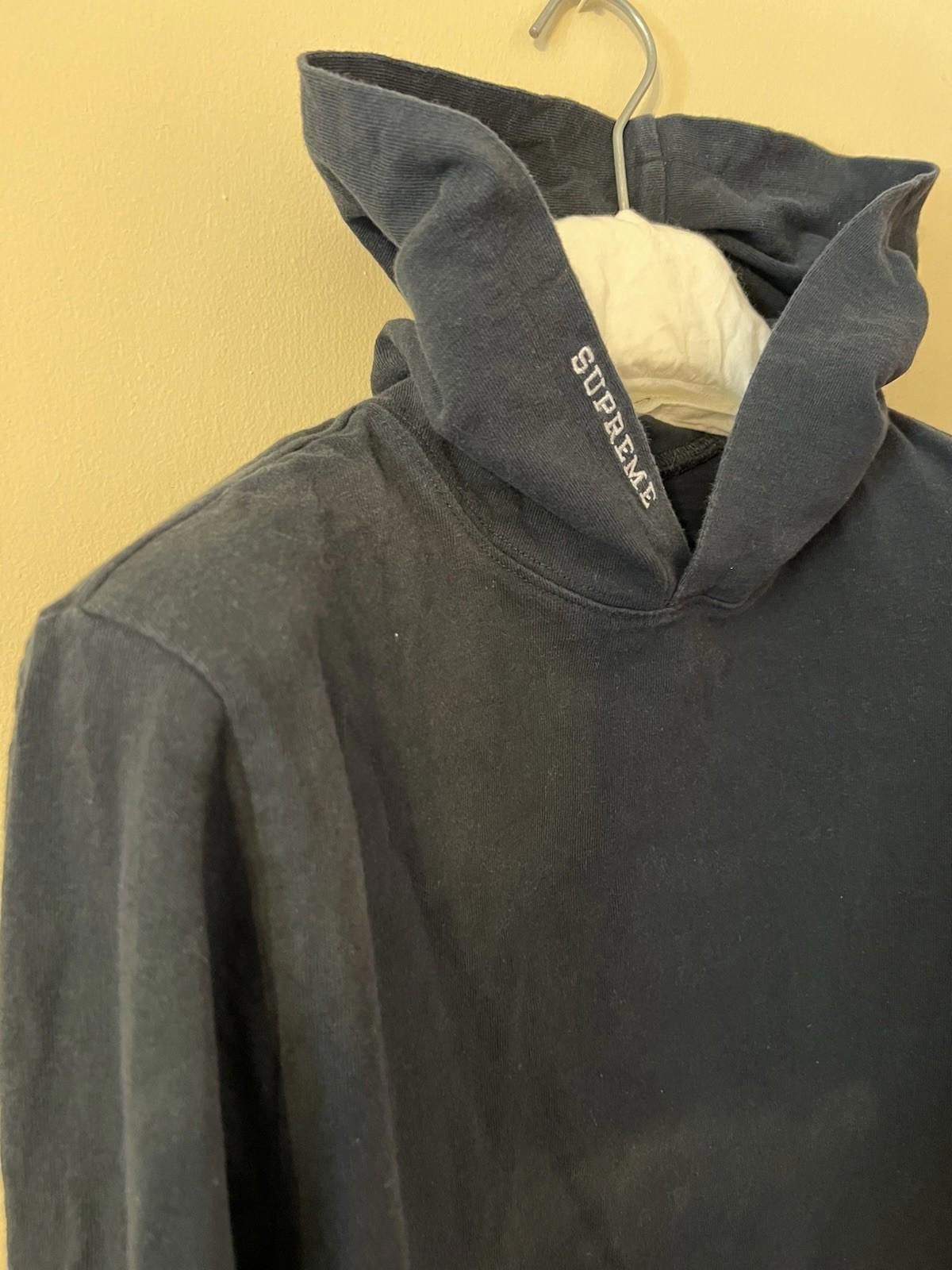 Supreme Pre-Owned Supreme Silver Label Thin Pullover Hoodie Navy L Size US L / EU 52-54 / 3 - 3 Thumbnail