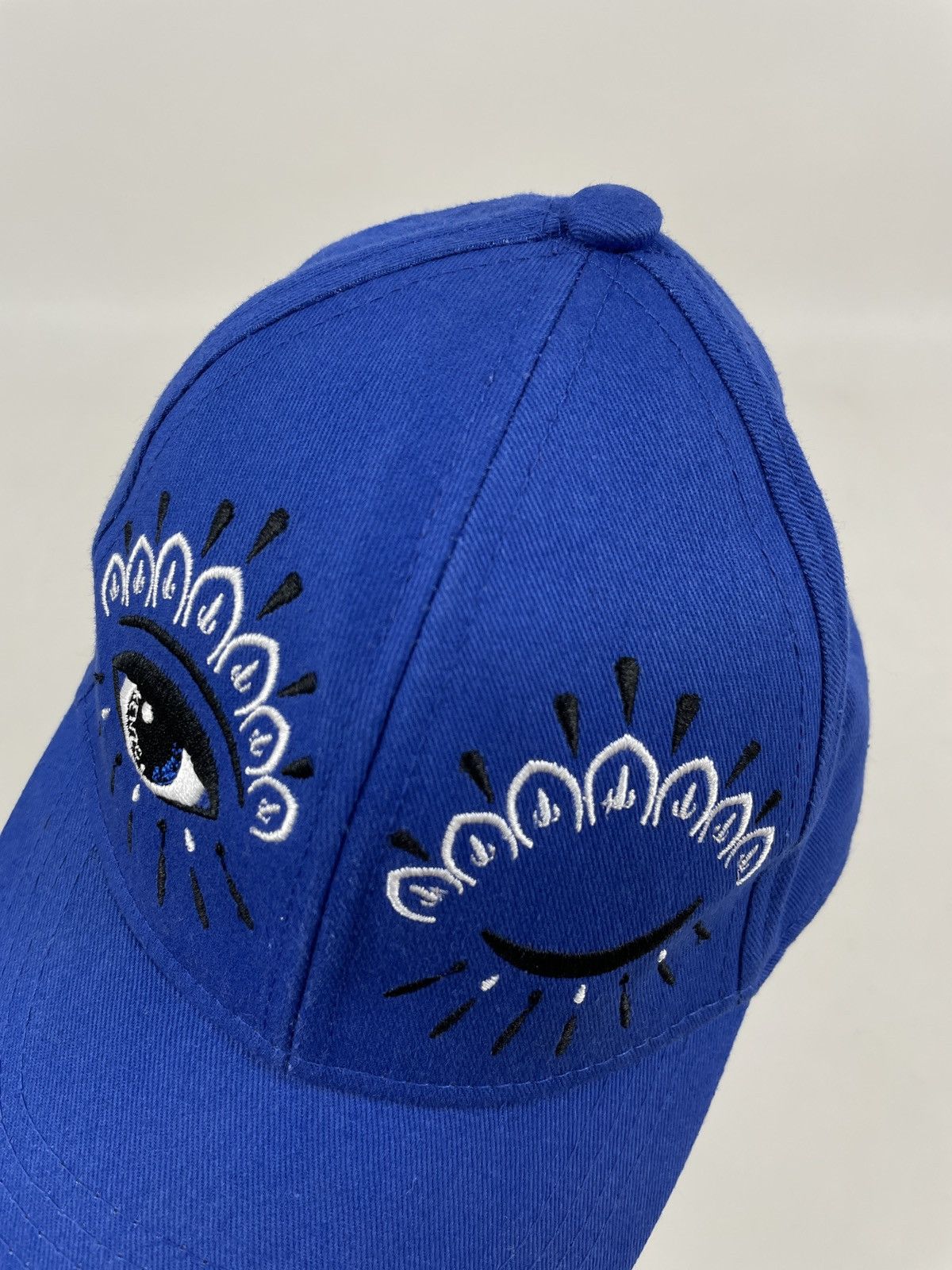 Kenzo Unisex Kid’s KENZO Embroidered Blink Eye Baseball 6-Panel Cap Adjustable Hat Size 26 - 16 Thumbnail