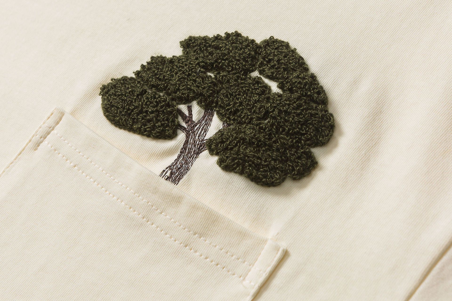 Japanese Brand × Vintage Japanese retro tree embroidery men's casual T-shirt Size US M / EU 48-50 / 2 - 5 Thumbnail