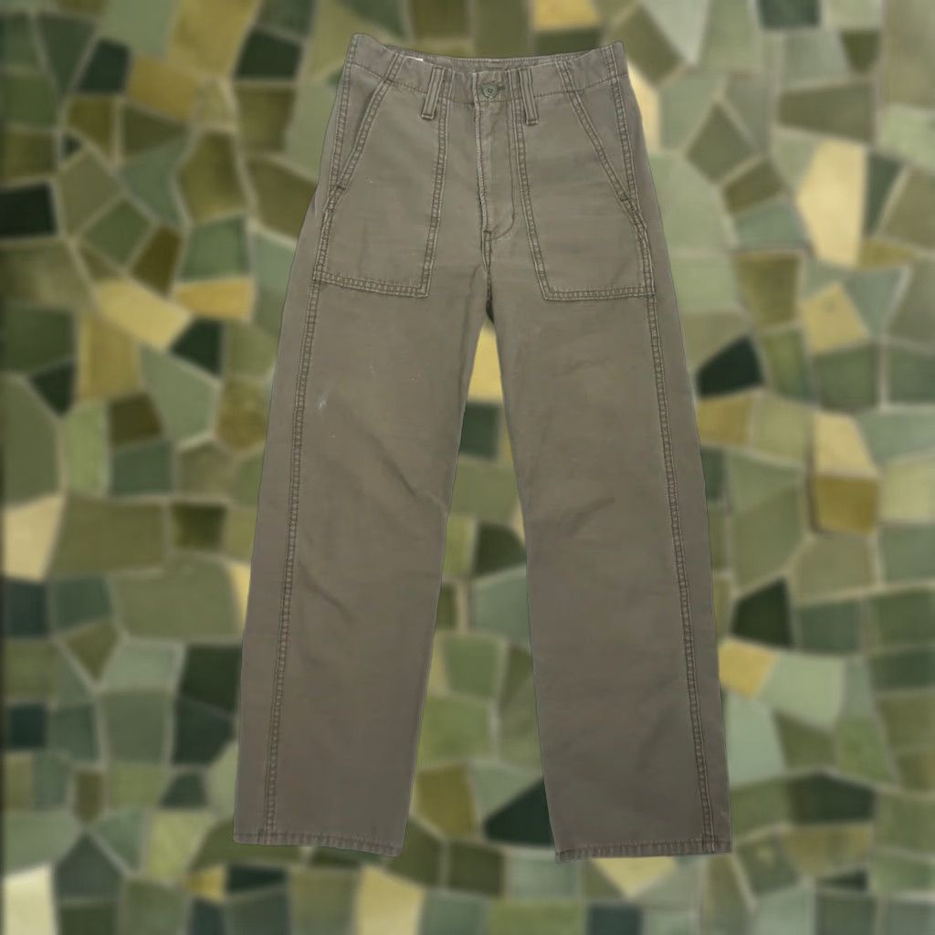 Levi's VINTAGE Levi's Ribcage Straight Cargo High Rise Pants Women 25 Olive Green Cotton Casual 25 Inseam 25s Size 42" / US 20 - 1 Thumbnail