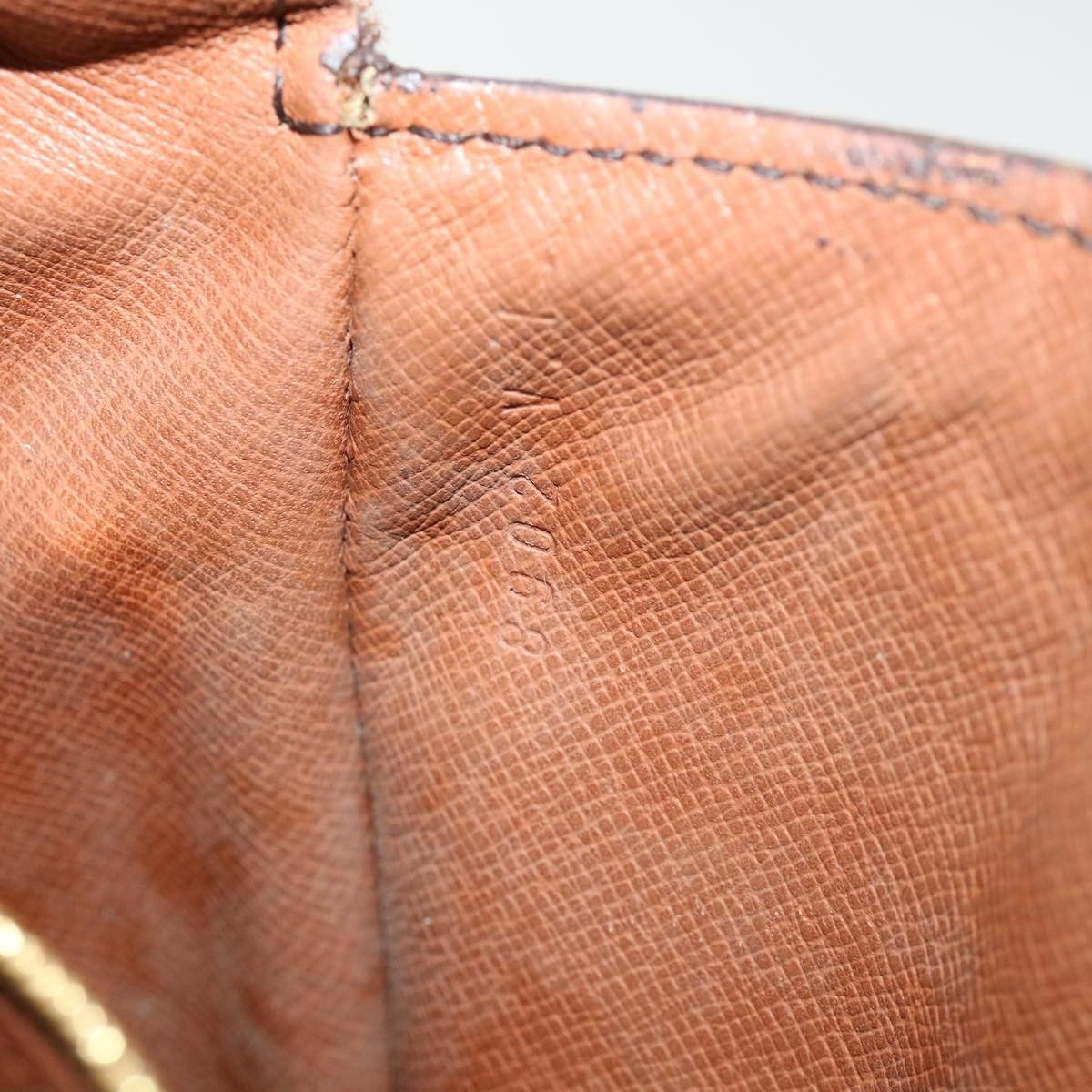 Louis Vuitton LOUIS VUITTON Monogram Saint Cloud GM Shoulder Bag M51242 Size ONE SIZE - 12 Thumbnail